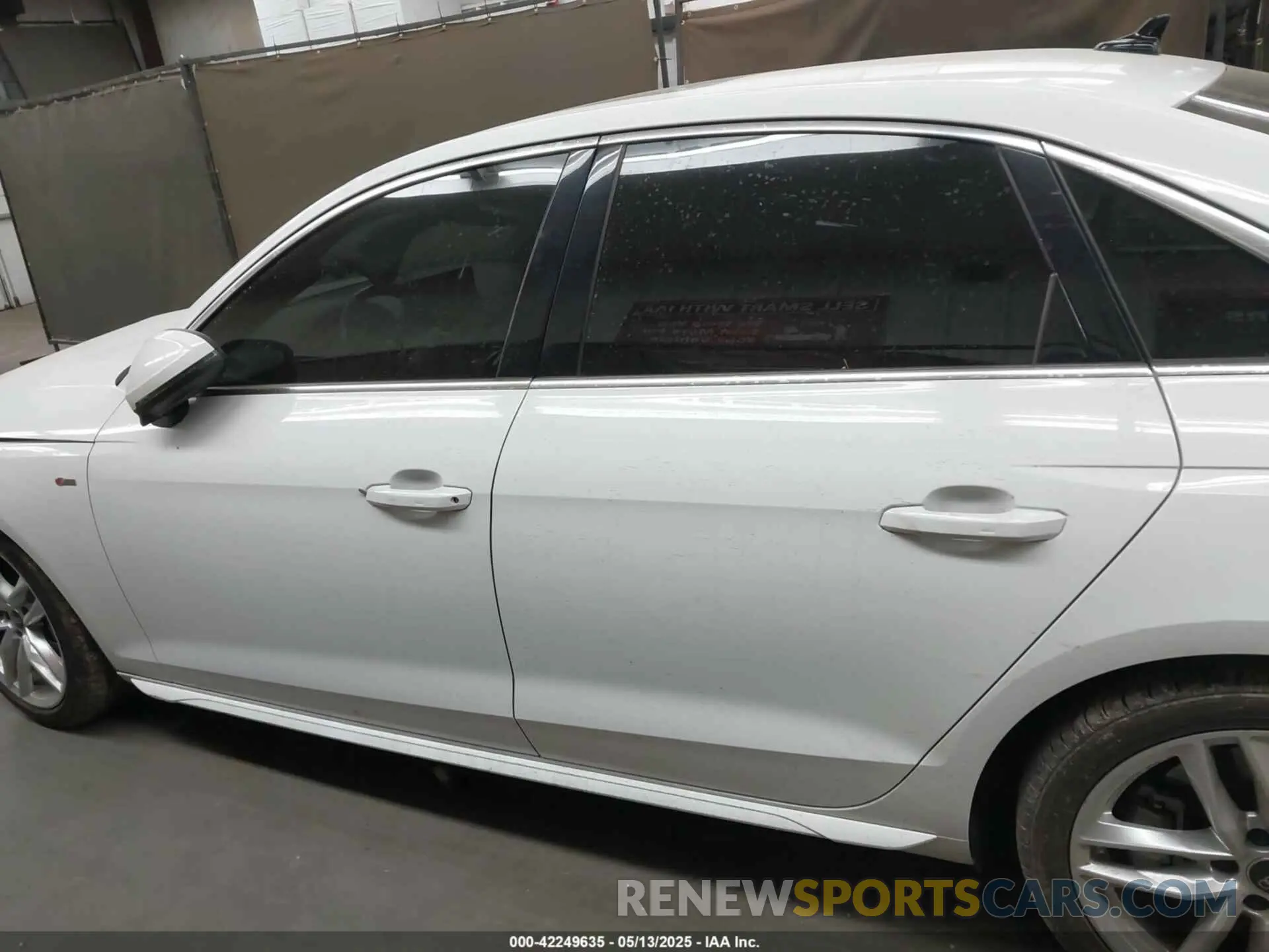 14 Photograph of a damaged car WAUEAAF48NN013671 AUDI A4 2022