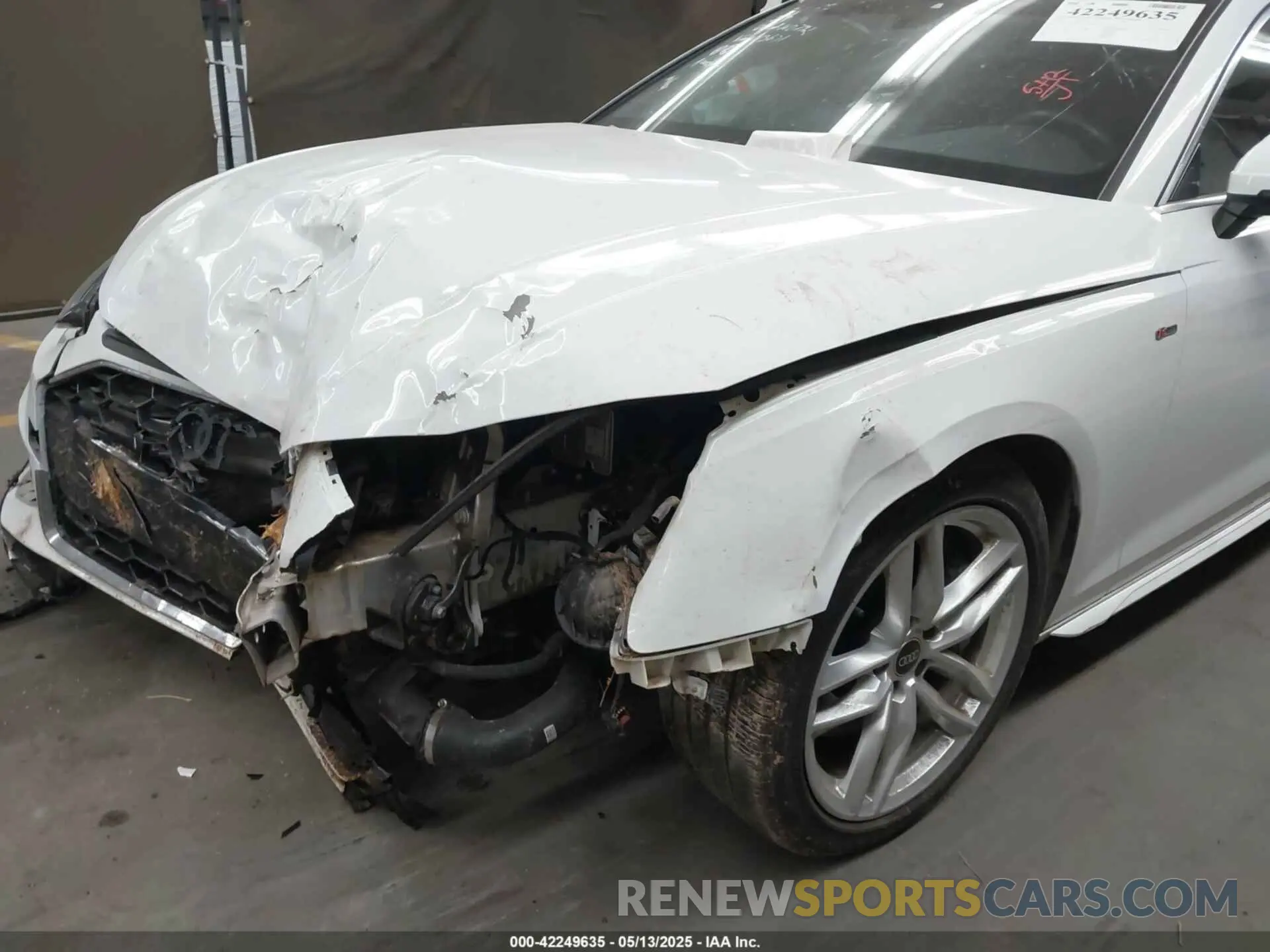 6 Photograph of a damaged car WAUEAAF48NN013671 AUDI A4 2022
