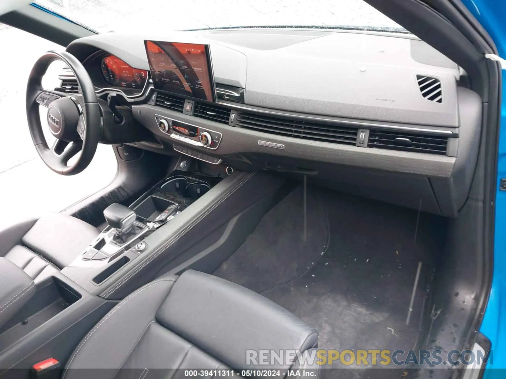 5 Photograph of a damaged car WAUEAAF4XNN011274 AUDI A4 2022