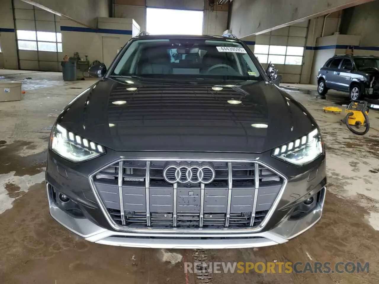 5 Photograph of a damaged car WA18AAF40PA027729 AUDI A4 2023