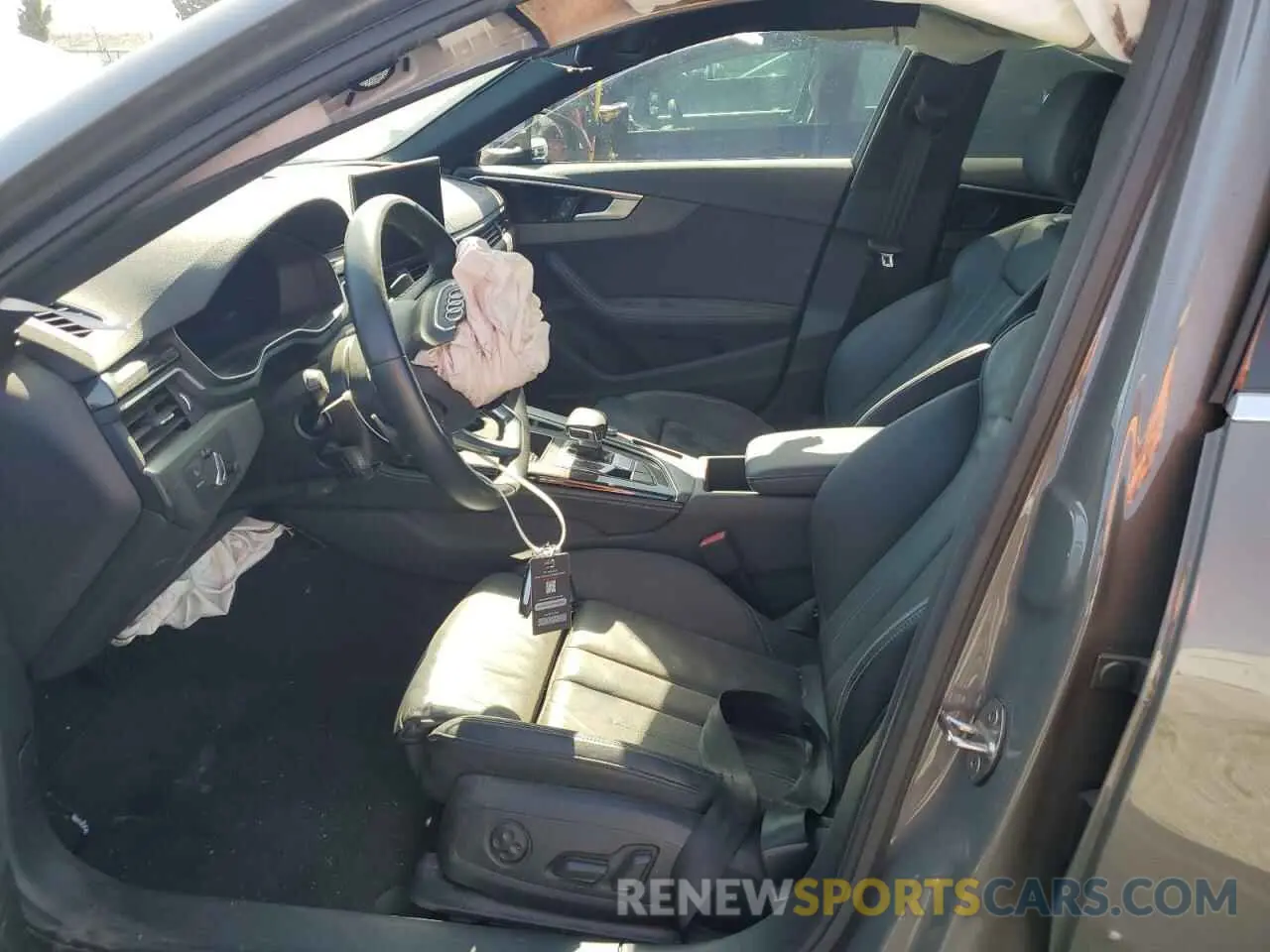 7 Photograph of a damaged car WAUEAAF43PN014620 AUDI A4 2023