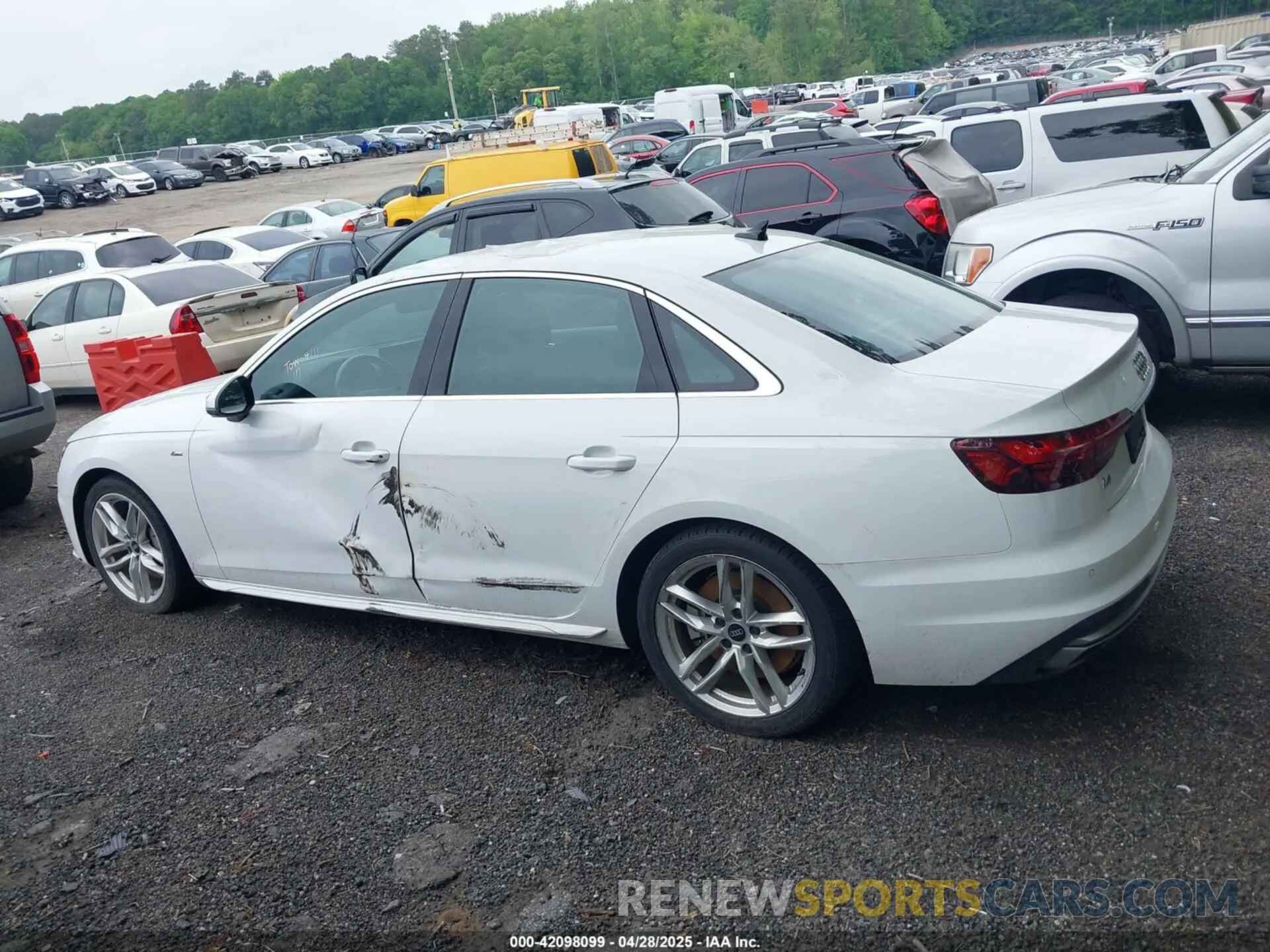 14 Photograph of a damaged car WAUEAAF47PN001966 AUDI A4 2023