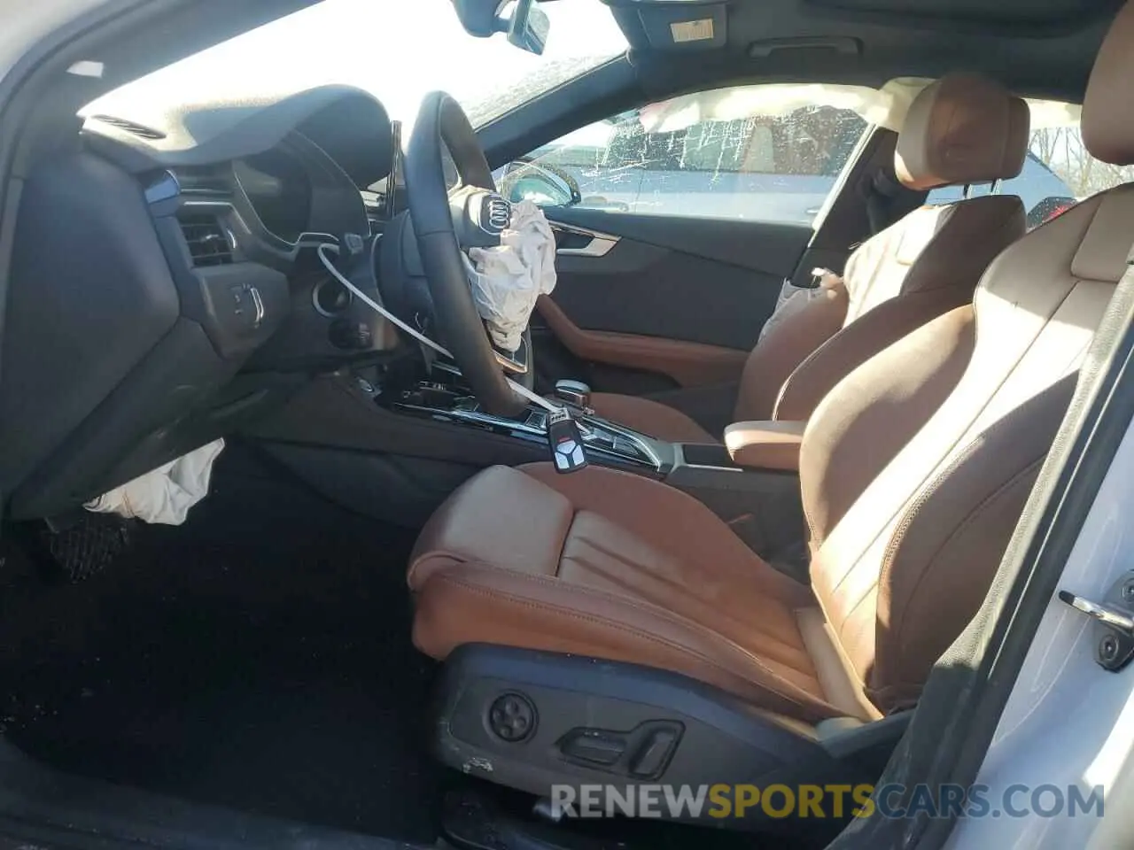 7 Photograph of a damaged car WAUEAAF43RN007895 AUDI A4 2024