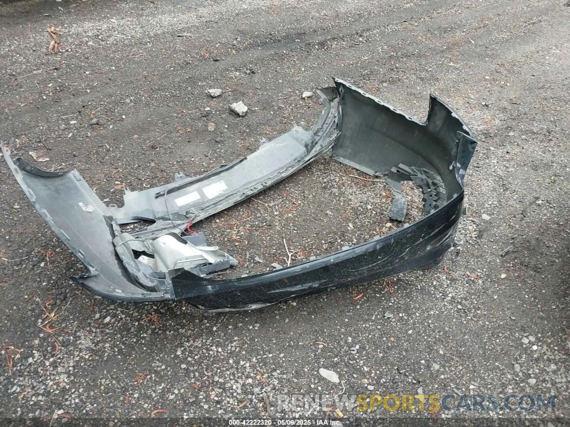 12 Photograph of a damaged car WAUEAAF47RN015613 AUDI A4 2024