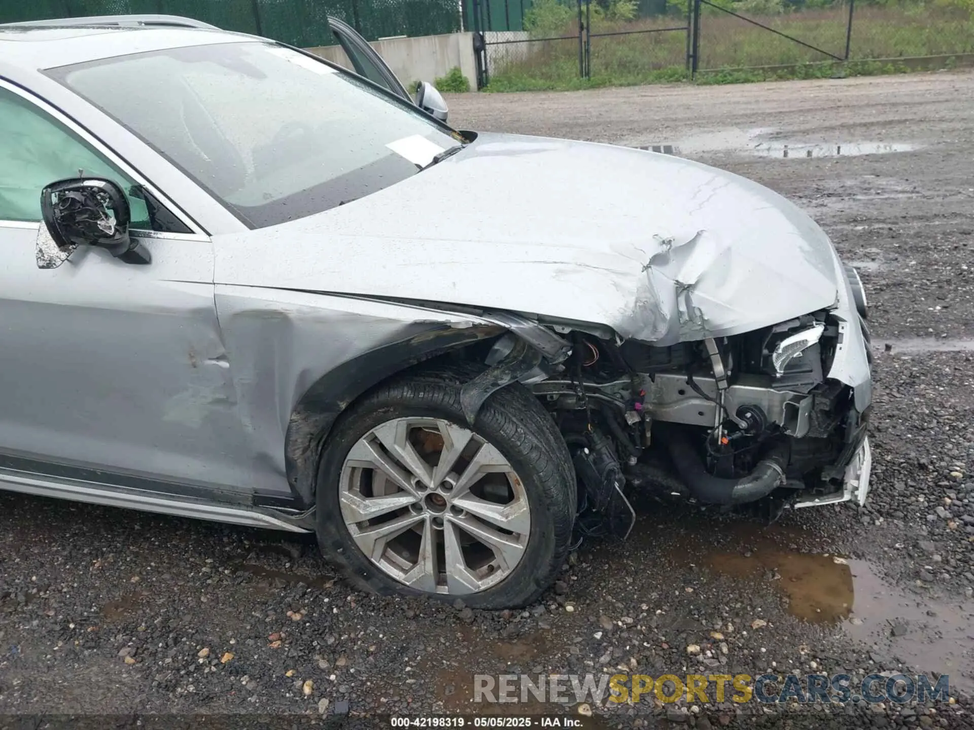 6 Photograph of a damaged car WA17NAF46LA042939 AUDI A4 ALLROAD 2020