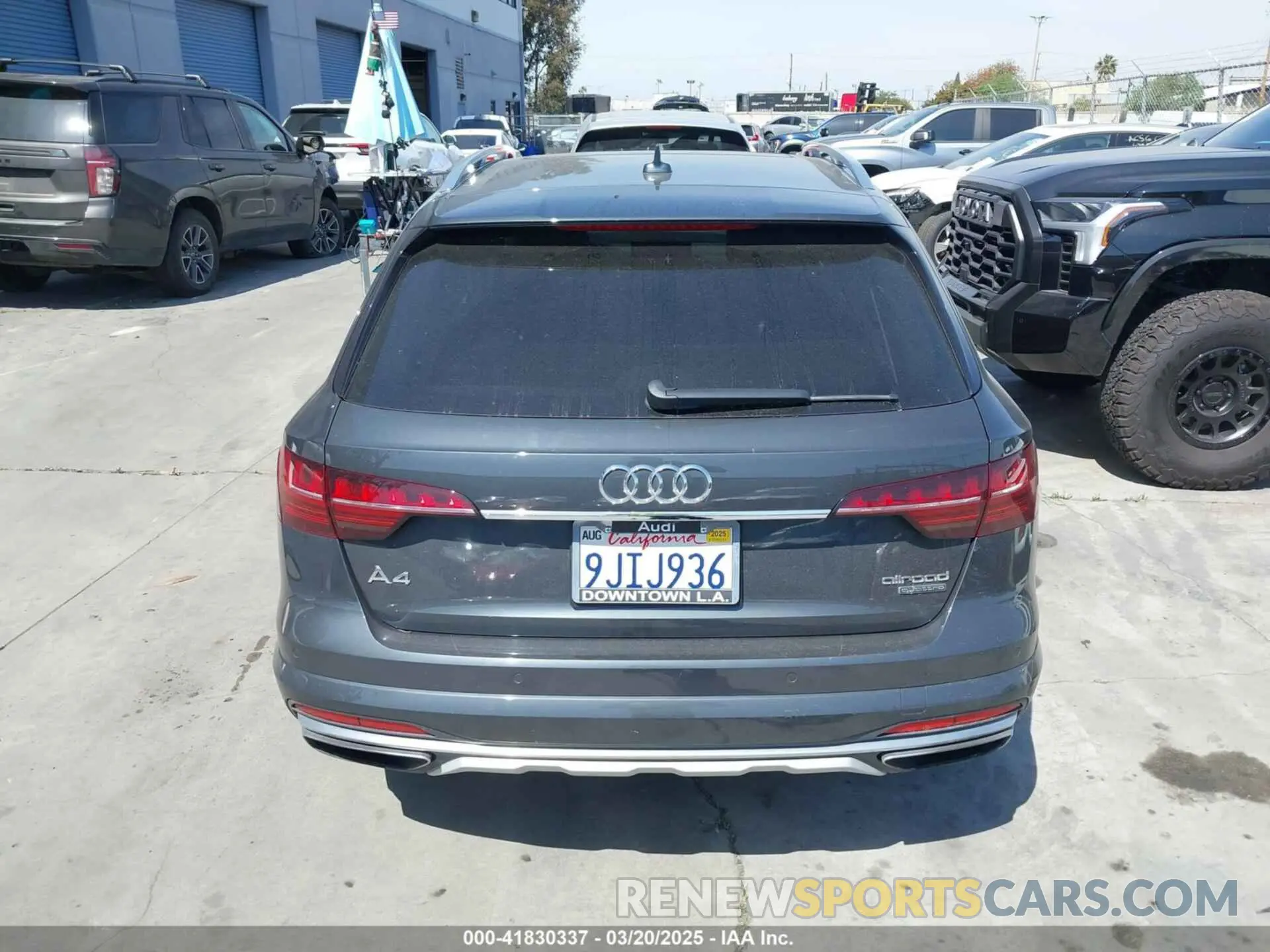 17 Photograph of a damaged car WA18NAF49LA058251 AUDI A4 ALLROAD 2020