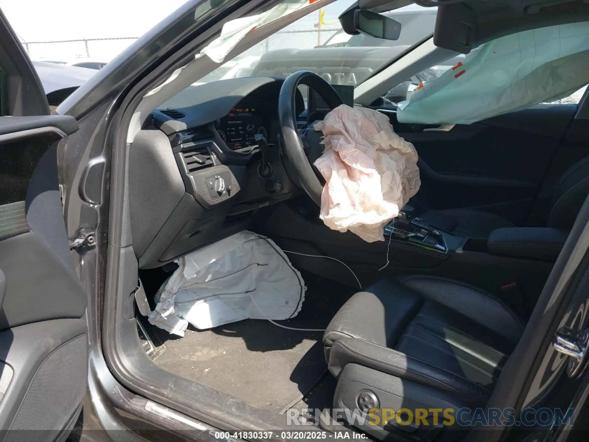 19 Photograph of a damaged car WA18NAF49LA058251 AUDI A4 ALLROAD 2020