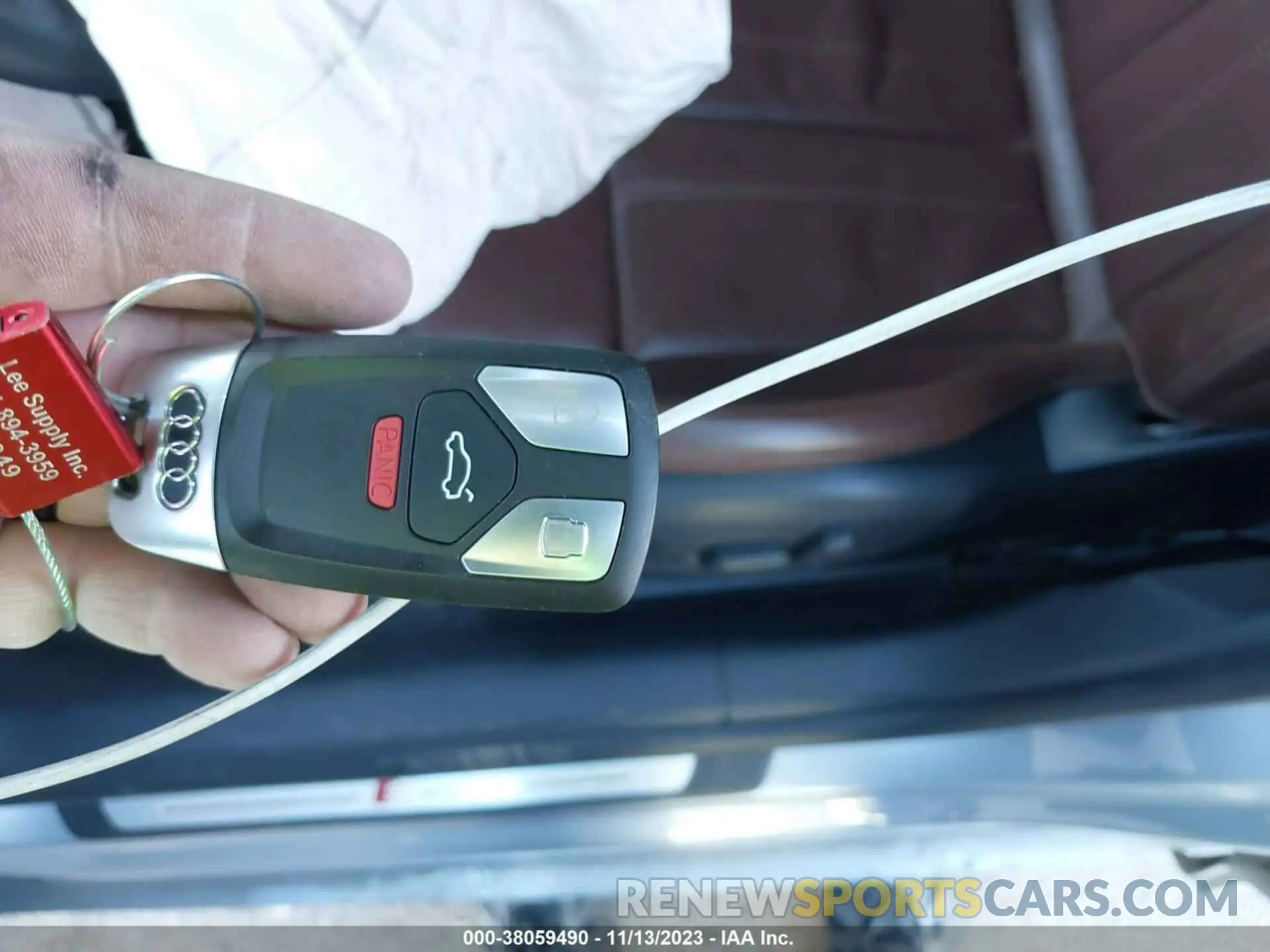 11 Photograph of a damaged car WAUENCF52JA136621 AUDI A5 2018