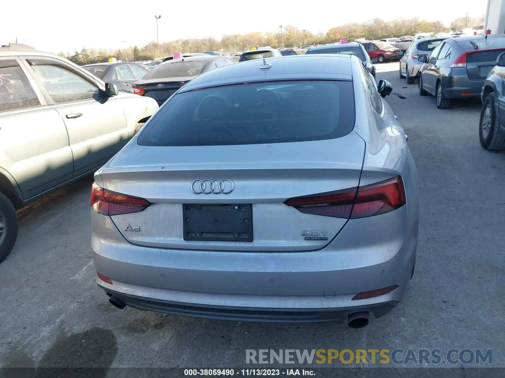 16 Photograph of a damaged car WAUENCF52JA136621 AUDI A5 2018