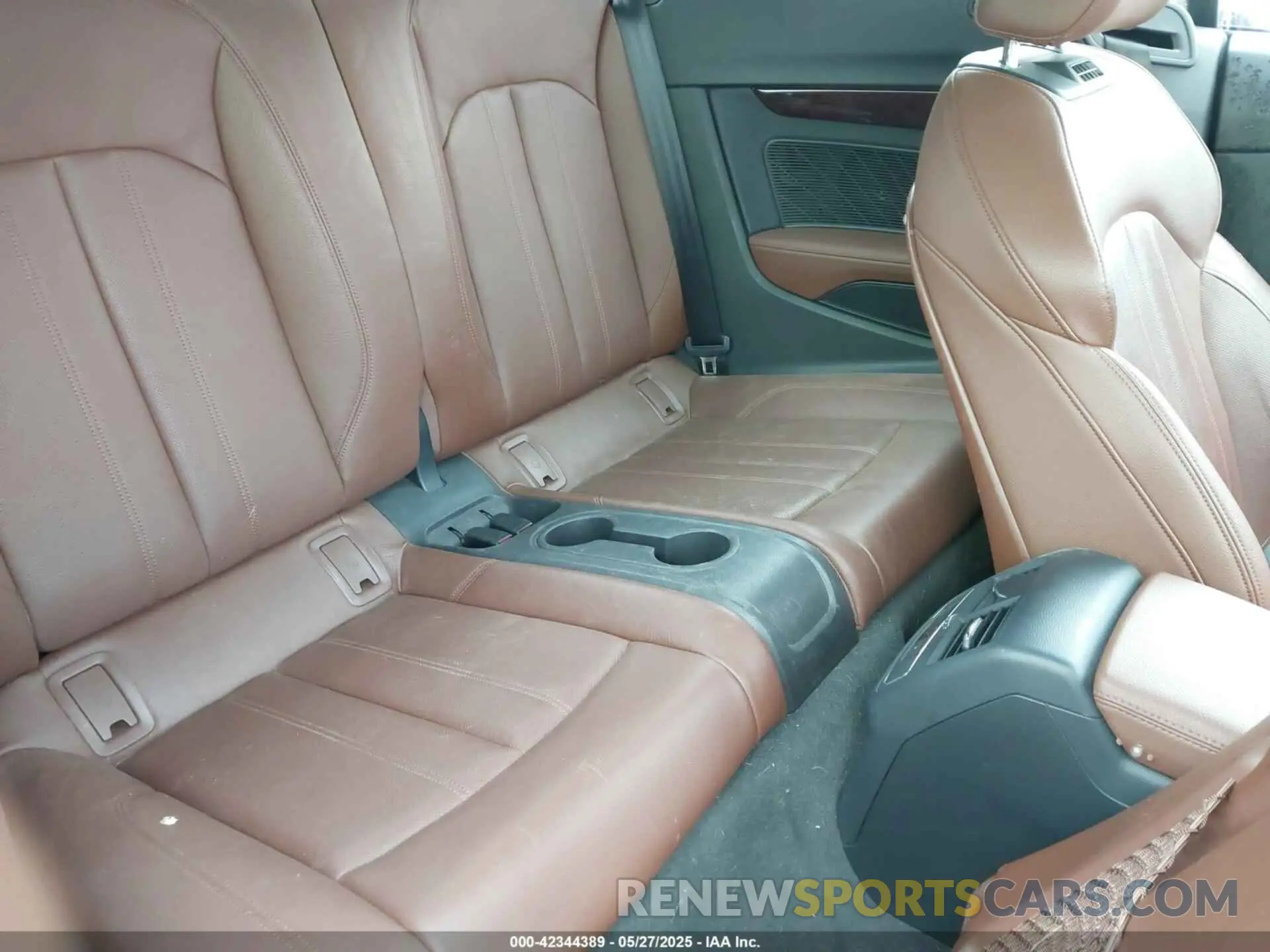 8 Photograph of a damaged car WAU2NGF51KN009346 AUDI A5 2019