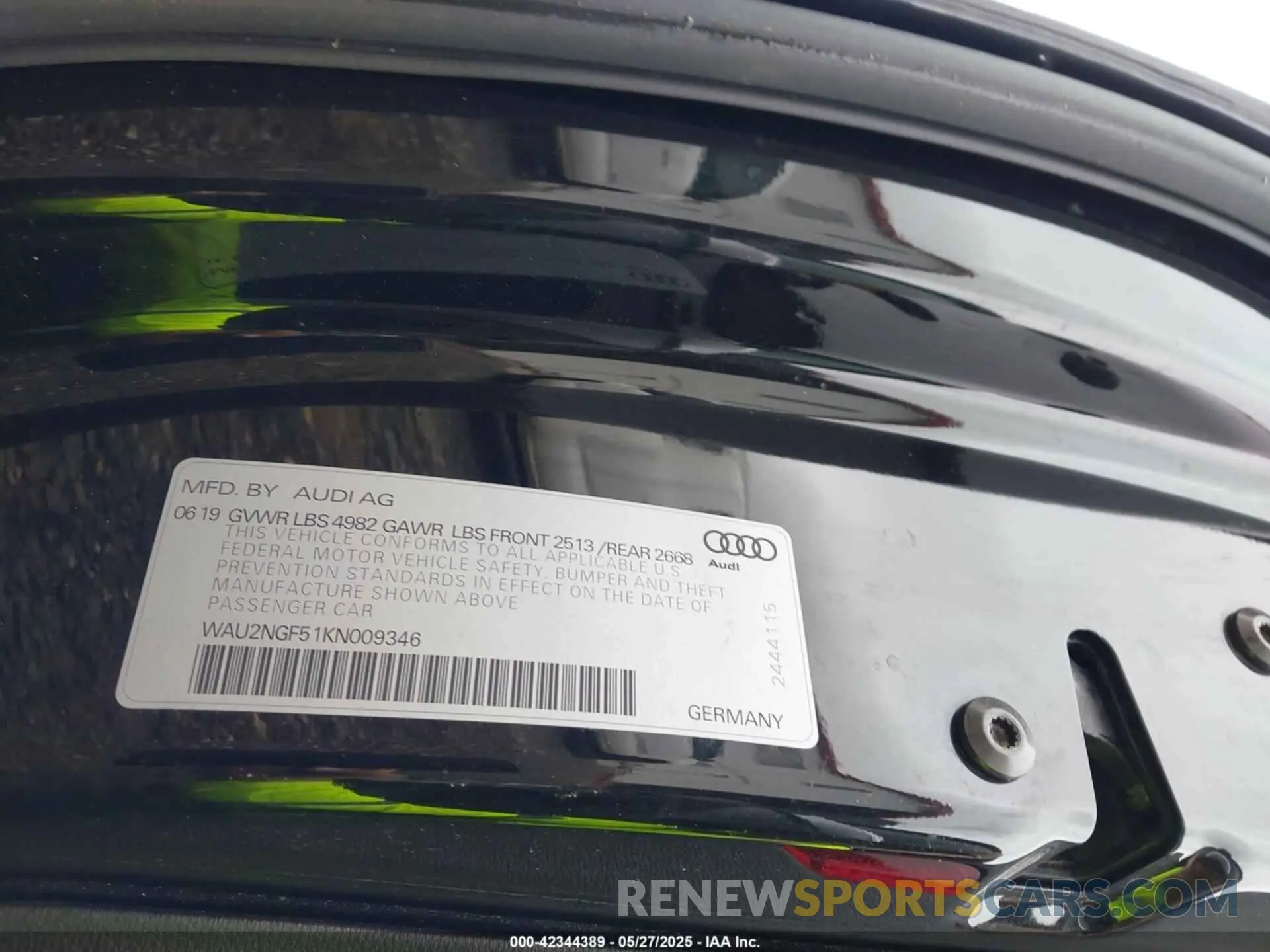 9 Photograph of a damaged car WAU2NGF51KN009346 AUDI A5 2019