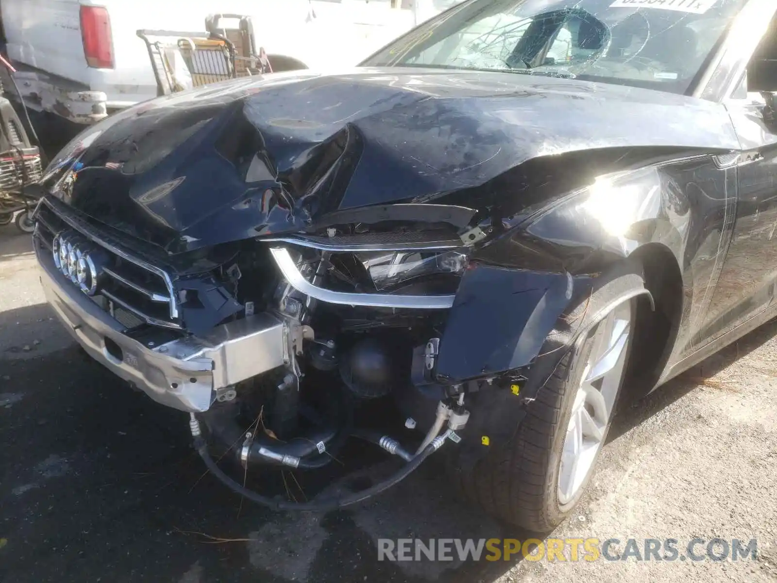 9 Photograph of a damaged car WAUANCF50KA063393 AUDI A5 2019