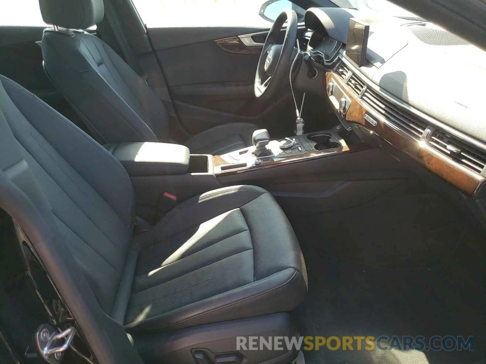 5 Photograph of a damaged car WAUANCF50KA063734 AUDI A5 2019