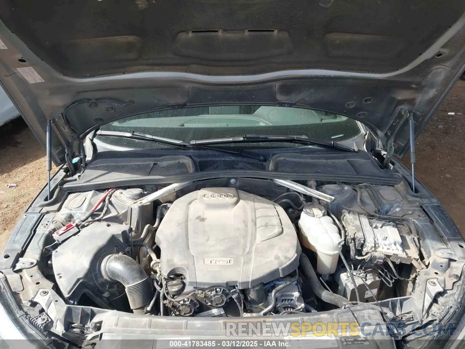 10 Photograph of a damaged car WAUANCF51KA060972 AUDI A5 2019