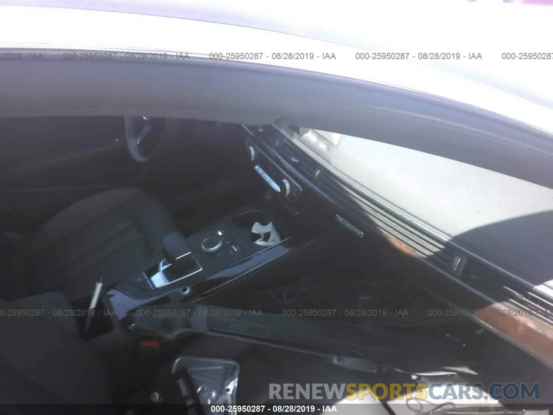 5 Photograph of a damaged car WAUANCF52KA051360 AUDI A5 2019