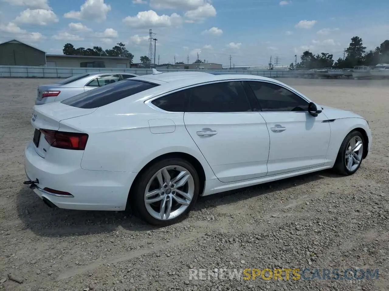 3 Photograph of a damaged car WAUANCF54KA059489 AUDI A5 2019