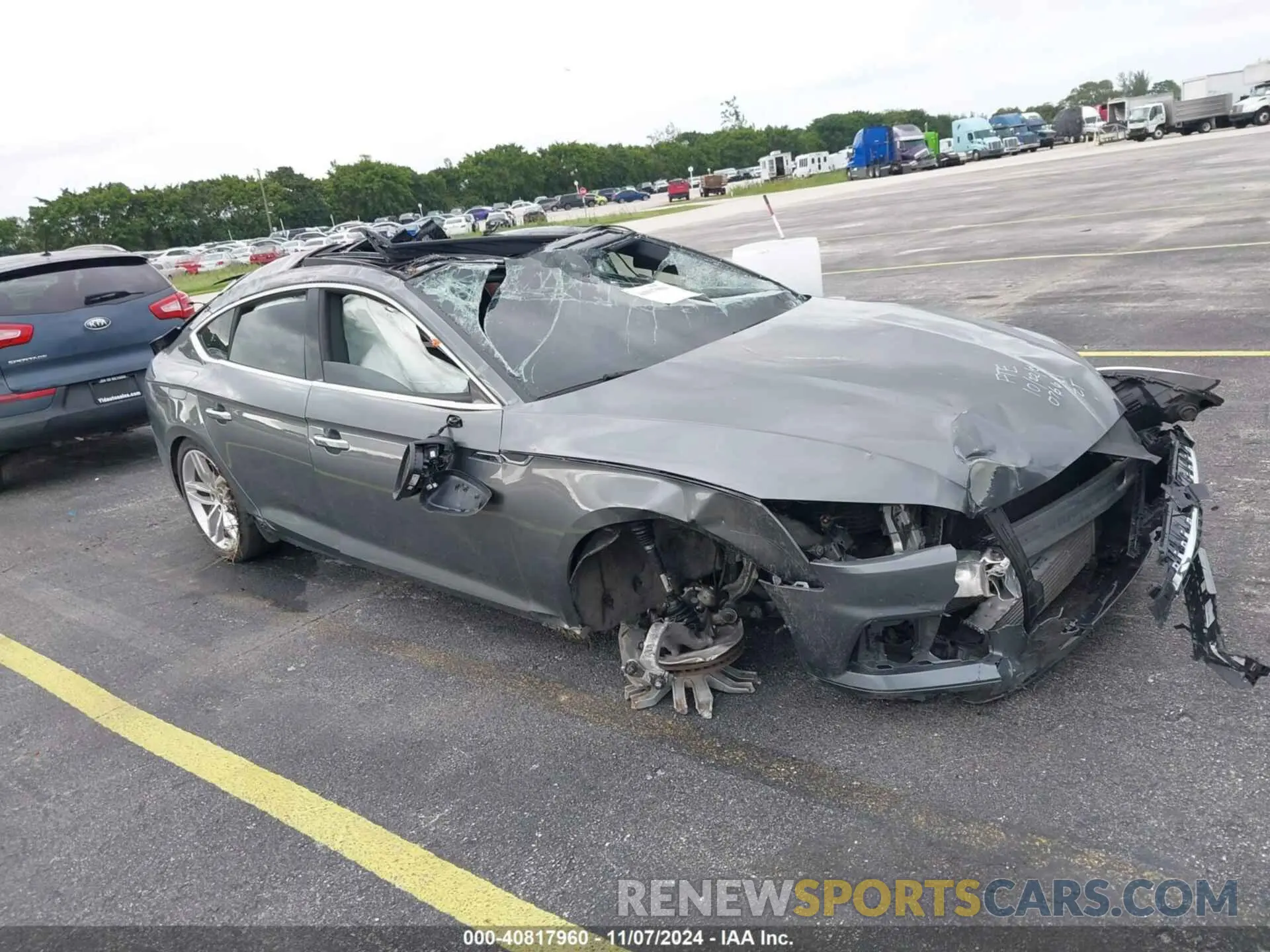 1 Photograph of a damaged car WAUANCF54KA076681 AUDI A5 2019