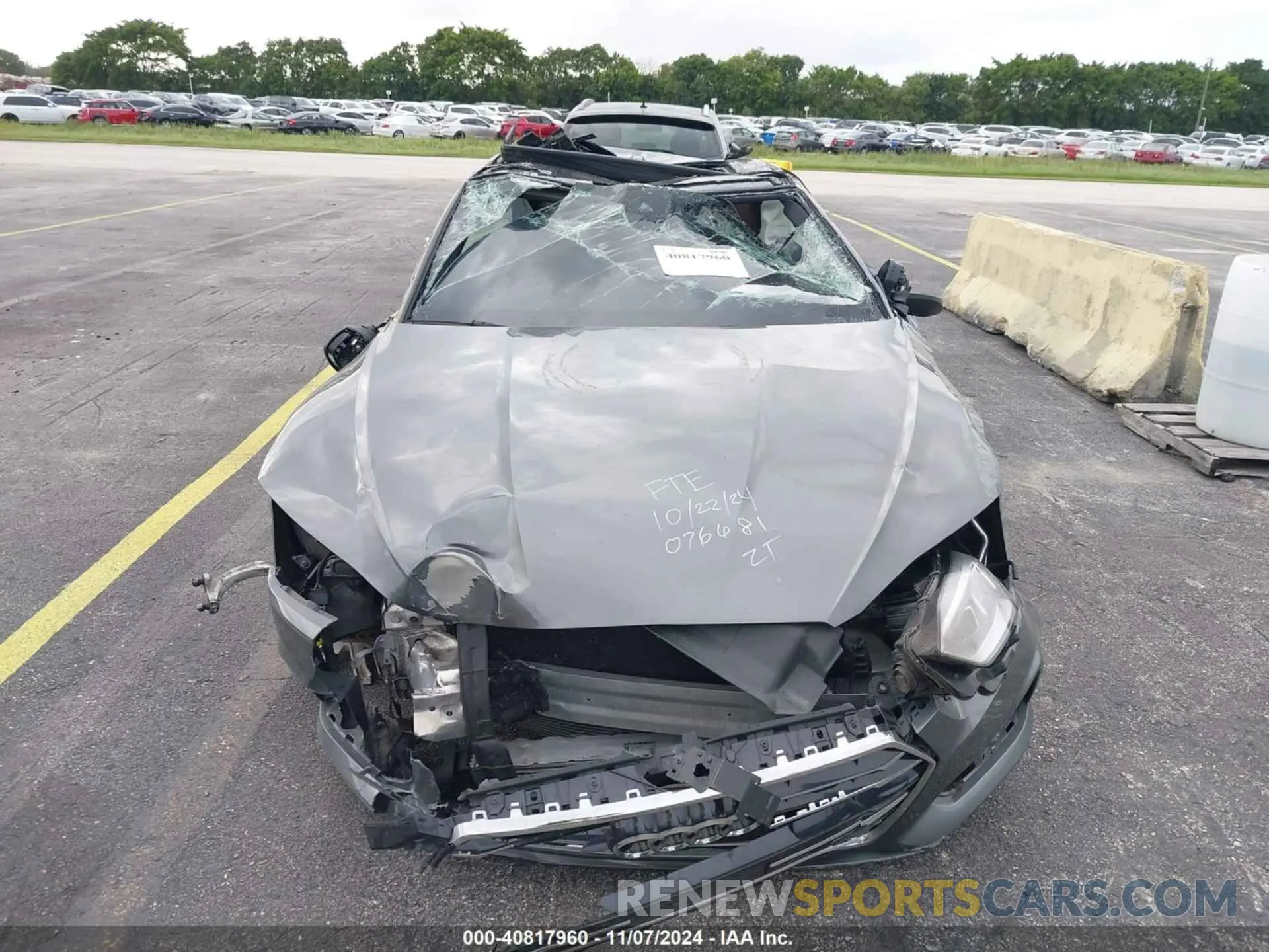 13 Photograph of a damaged car WAUANCF54KA076681 AUDI A5 2019