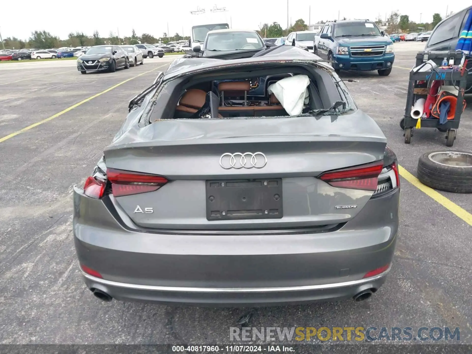 17 Photograph of a damaged car WAUANCF54KA076681 AUDI A5 2019