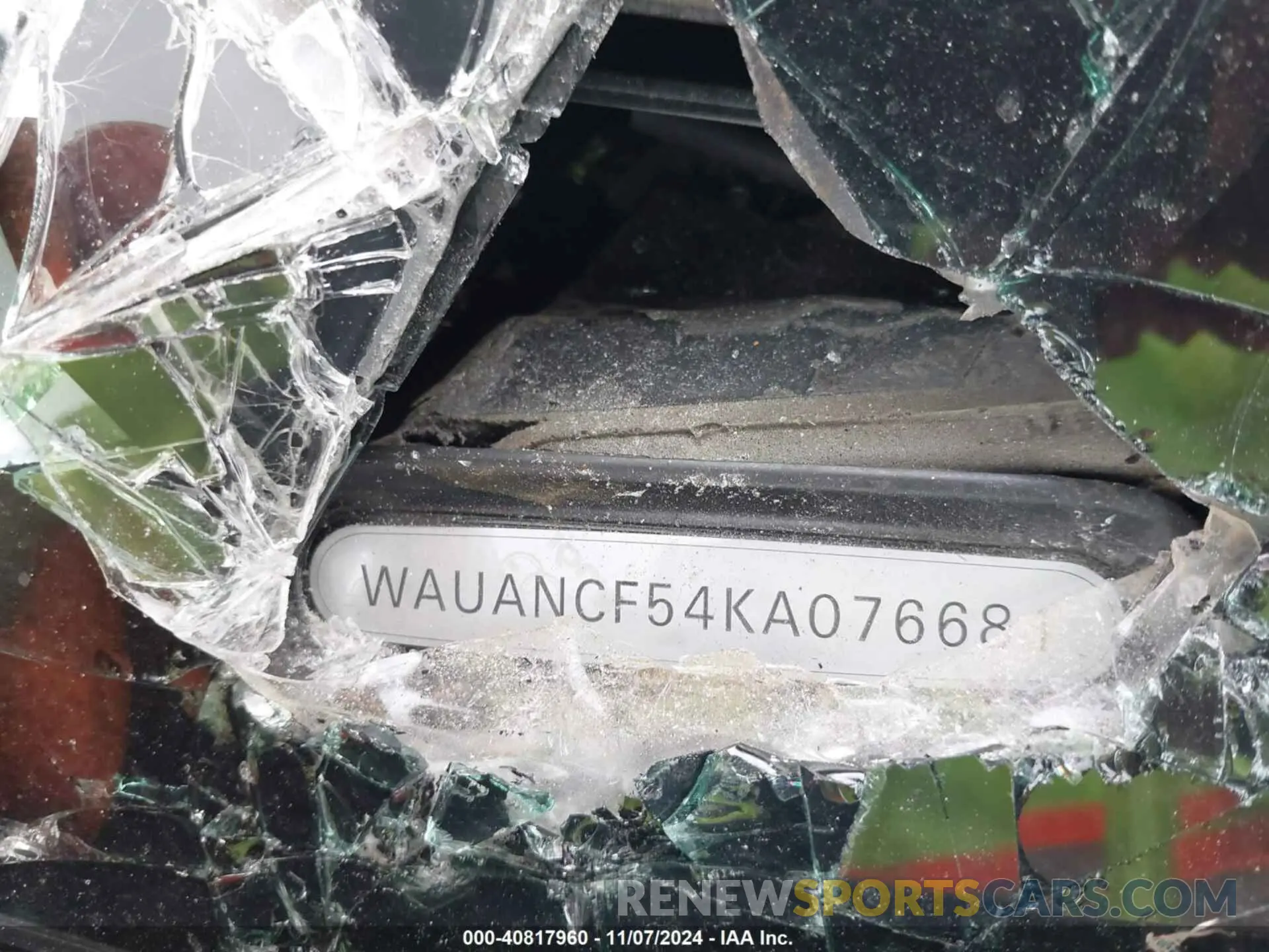 9 Photograph of a damaged car WAUANCF54KA076681 AUDI A5 2019