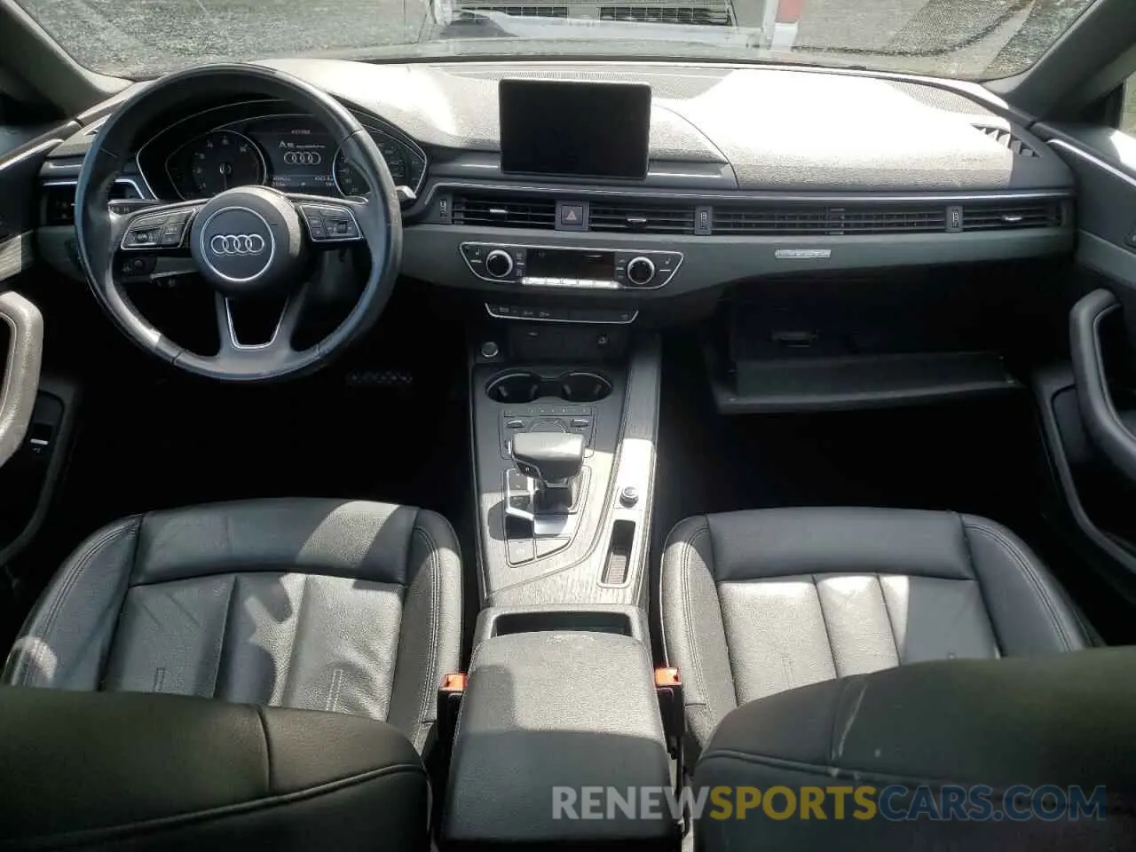 8 Photograph of a damaged car WAUANCF55KA084224 AUDI A5 2019