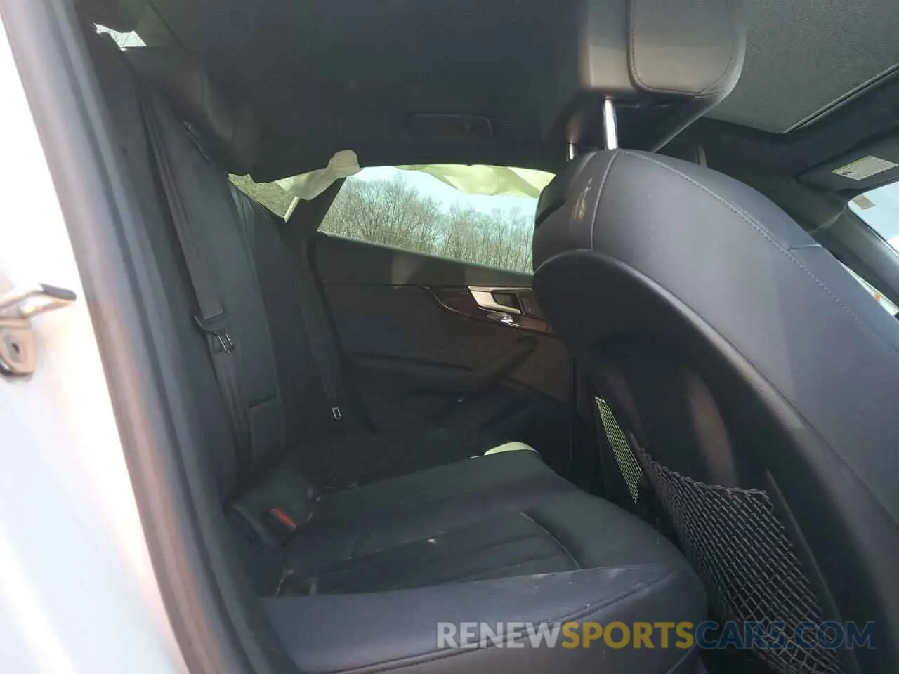 10 Photograph of a damaged car WAUANCF57KA044405 AUDI A5 2019