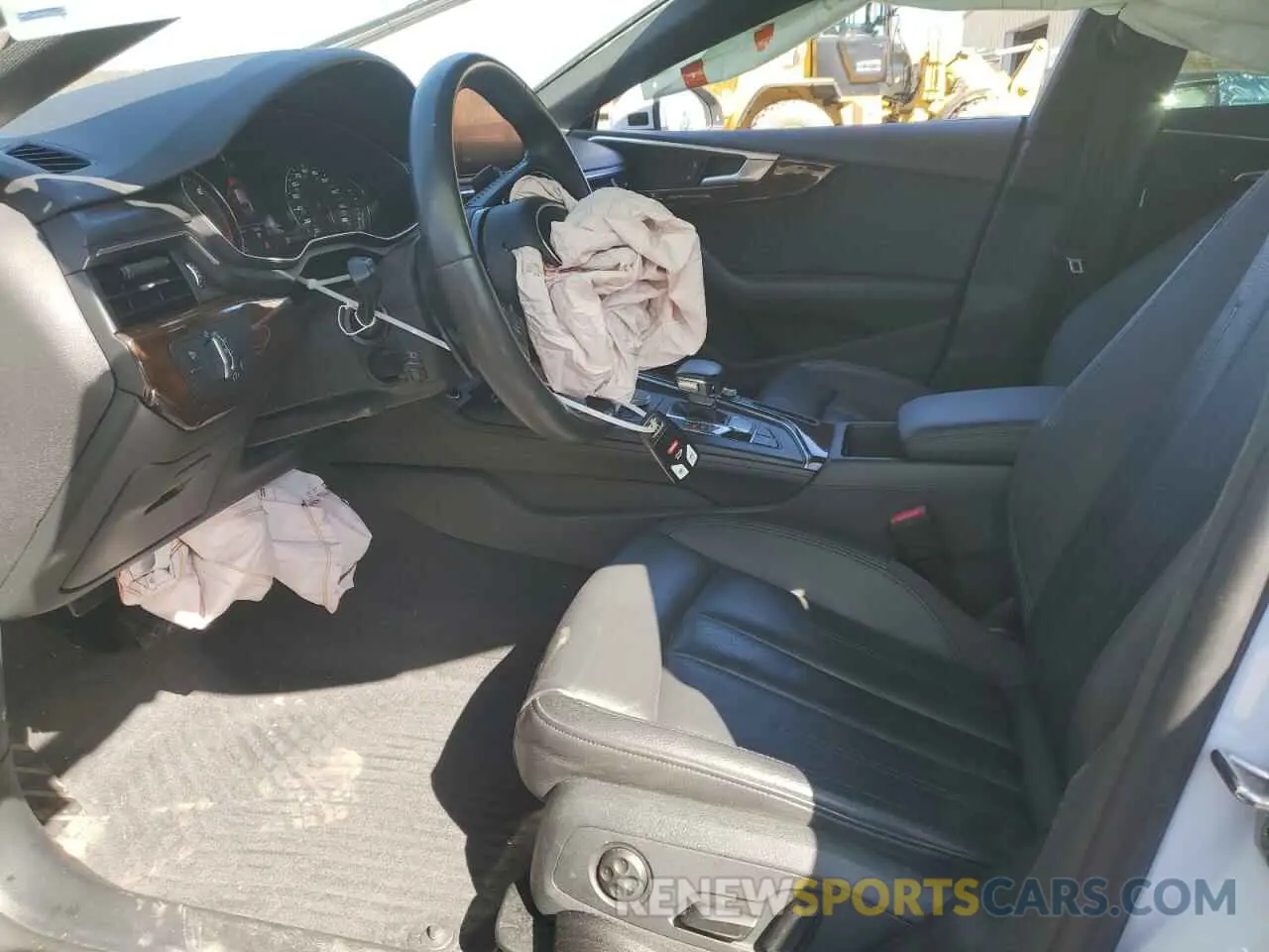 7 Photograph of a damaged car WAUANCF57KA044405 AUDI A5 2019