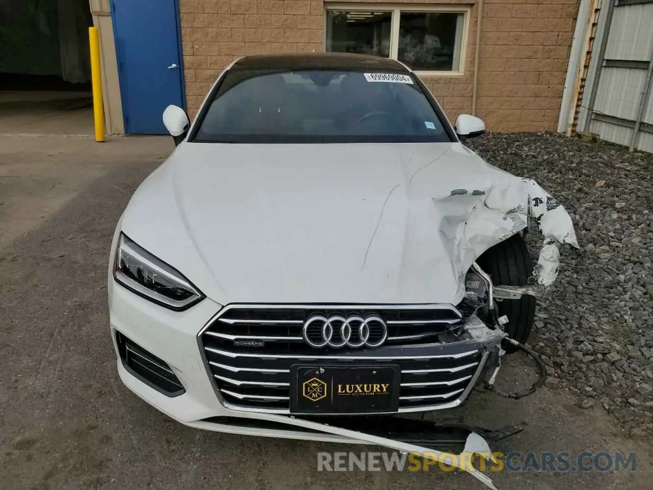 5 Photograph of a damaged car WAUANCF5XKA094974 AUDI A5 2019