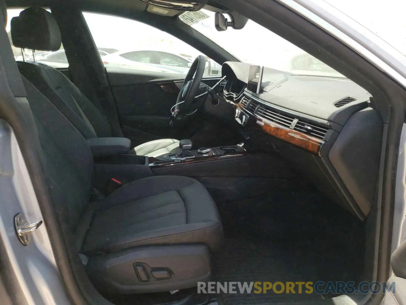 5 Photograph of a damaged car WAUBNCF56KA022352 AUDI A5 2019