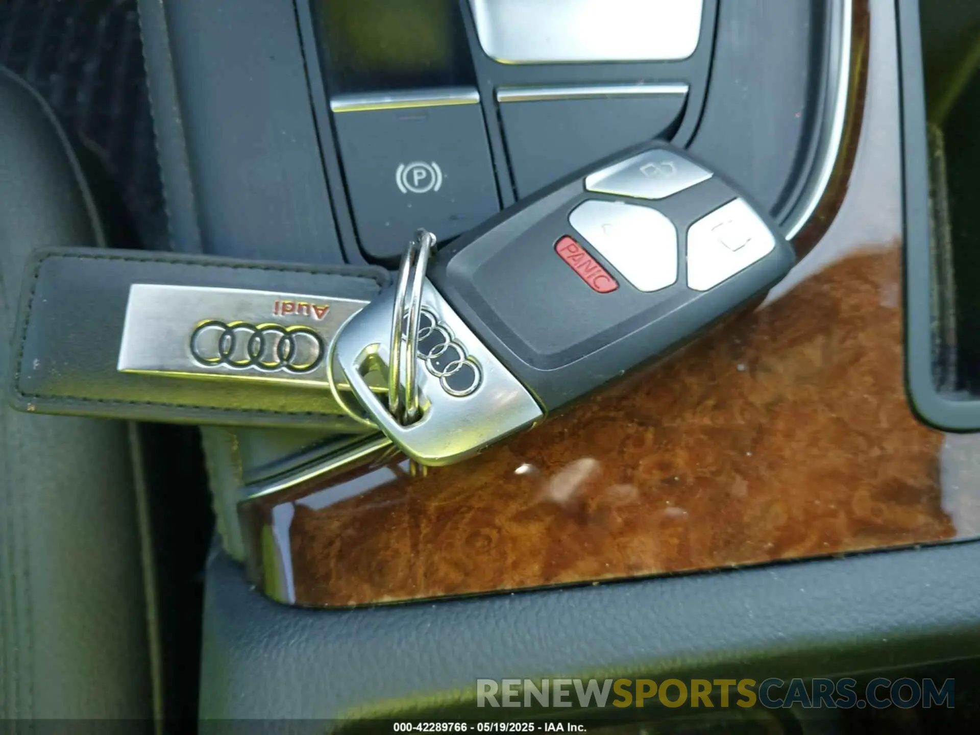 11 Photograph of a damaged car WAUBNCF56KA097357 AUDI A5 2019