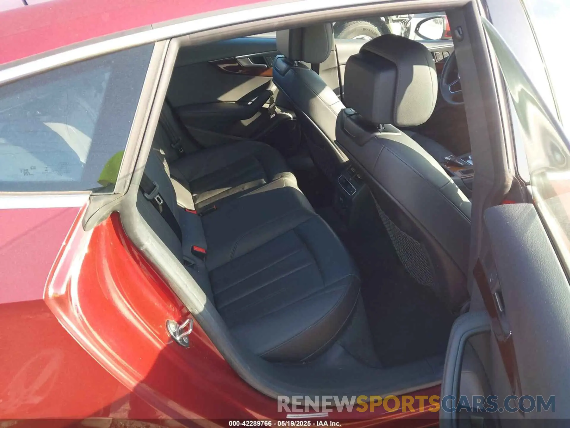 8 Photograph of a damaged car WAUBNCF56KA097357 AUDI A5 2019