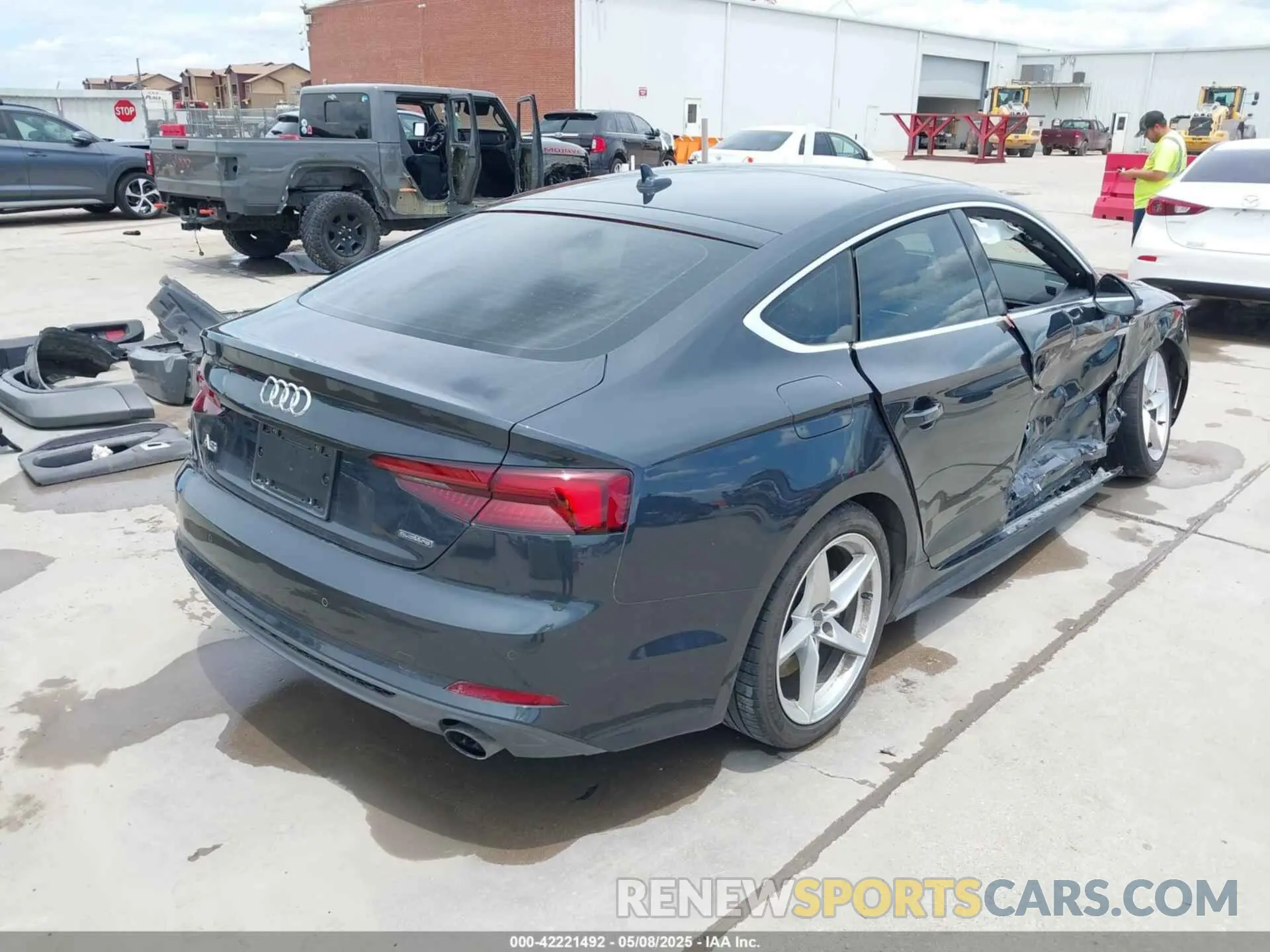4 Photograph of a damaged car WAUENCF51KA008467 AUDI A5 2019