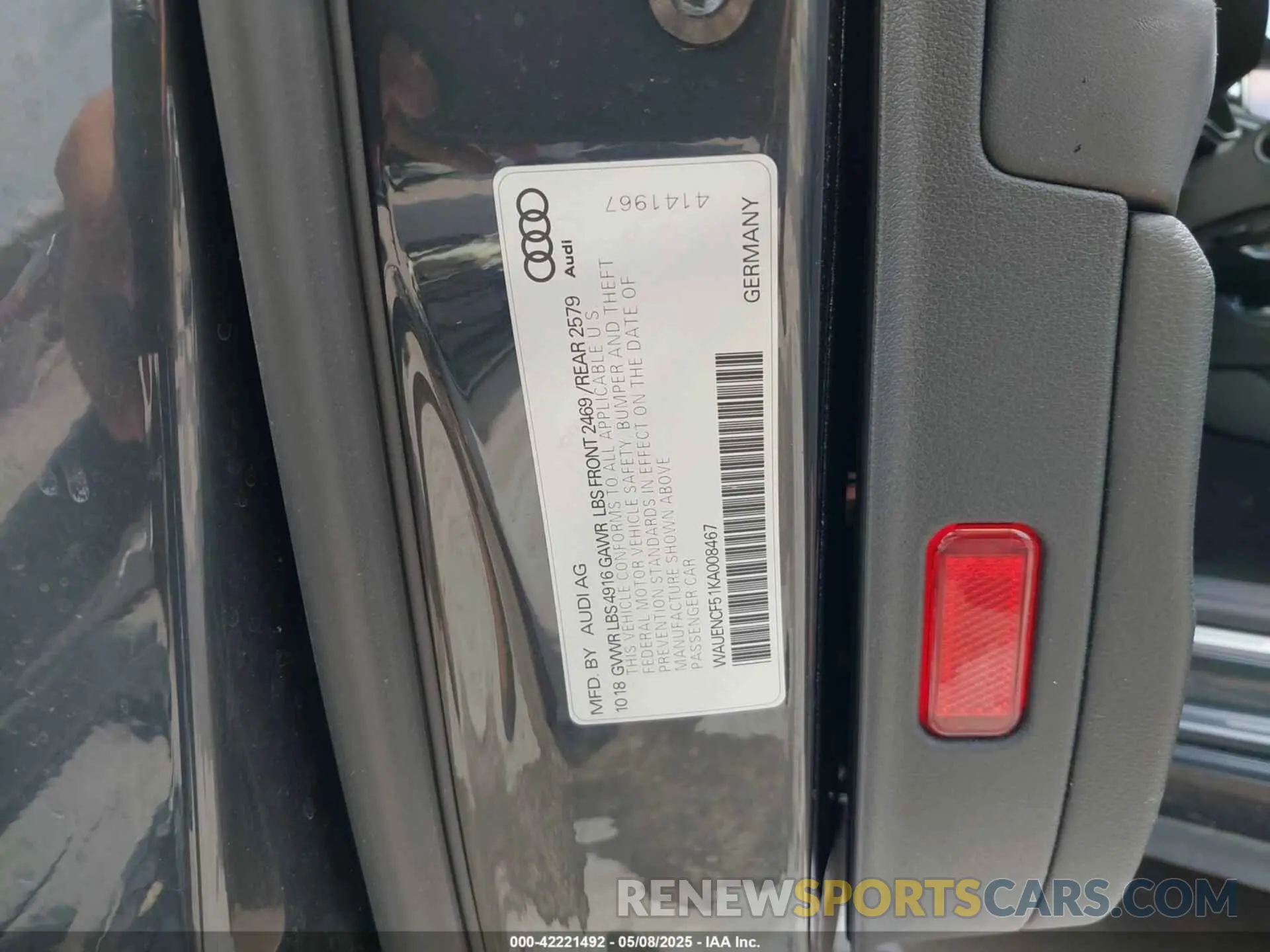 9 Photograph of a damaged car WAUENCF51KA008467 AUDI A5 2019