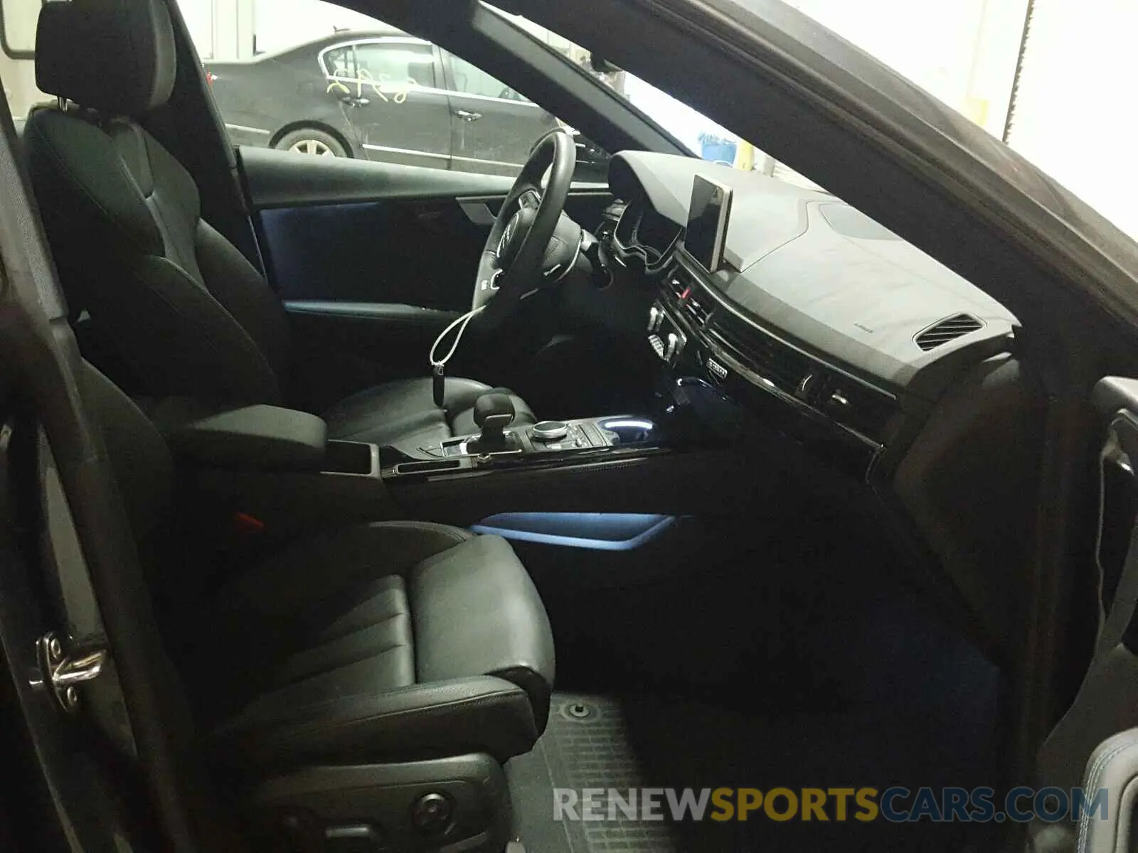 5 Photograph of a damaged car WAUENCF51KA040061 AUDI A5 2019