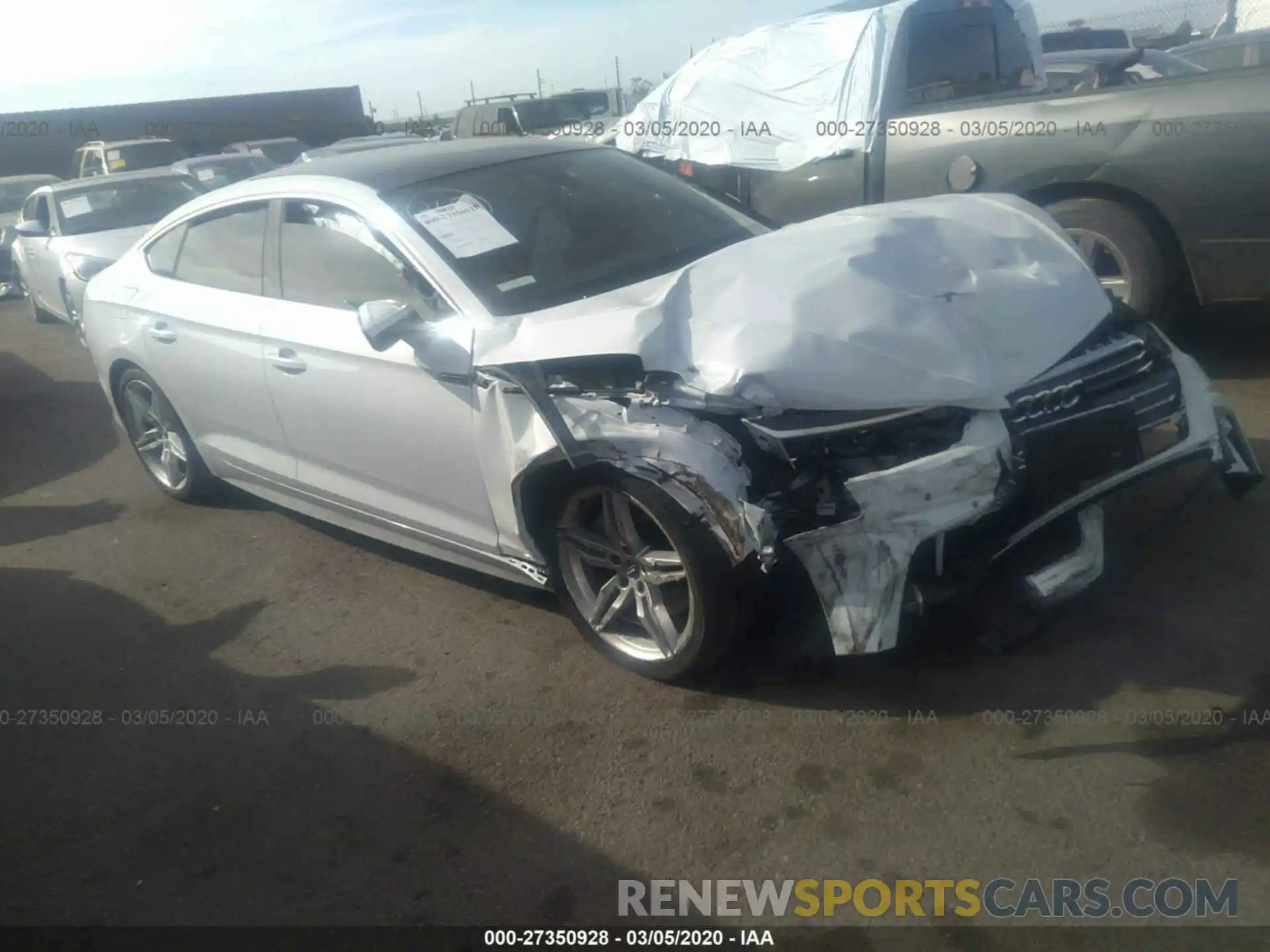 1 Photograph of a damaged car WAUENCF55KA066307 AUDI A5 2019