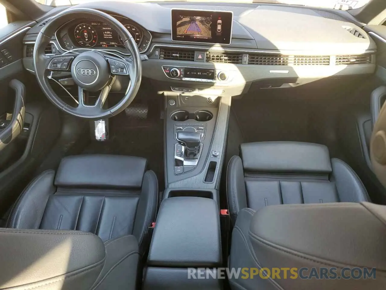 8 Photograph of a damaged car WAUENCF55KA093779 AUDI A5 2019