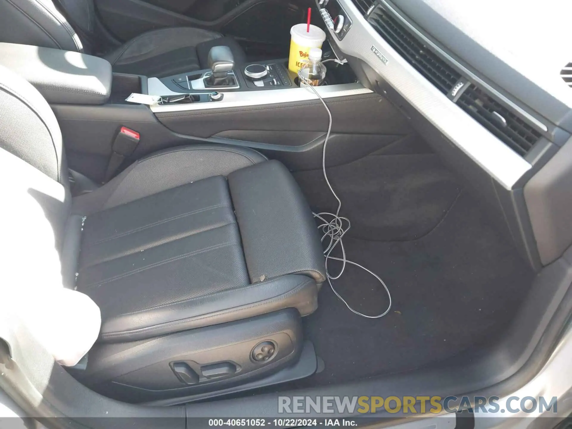 5 Photograph of a damaged car WAUENCF56KA077350 AUDI A5 2019