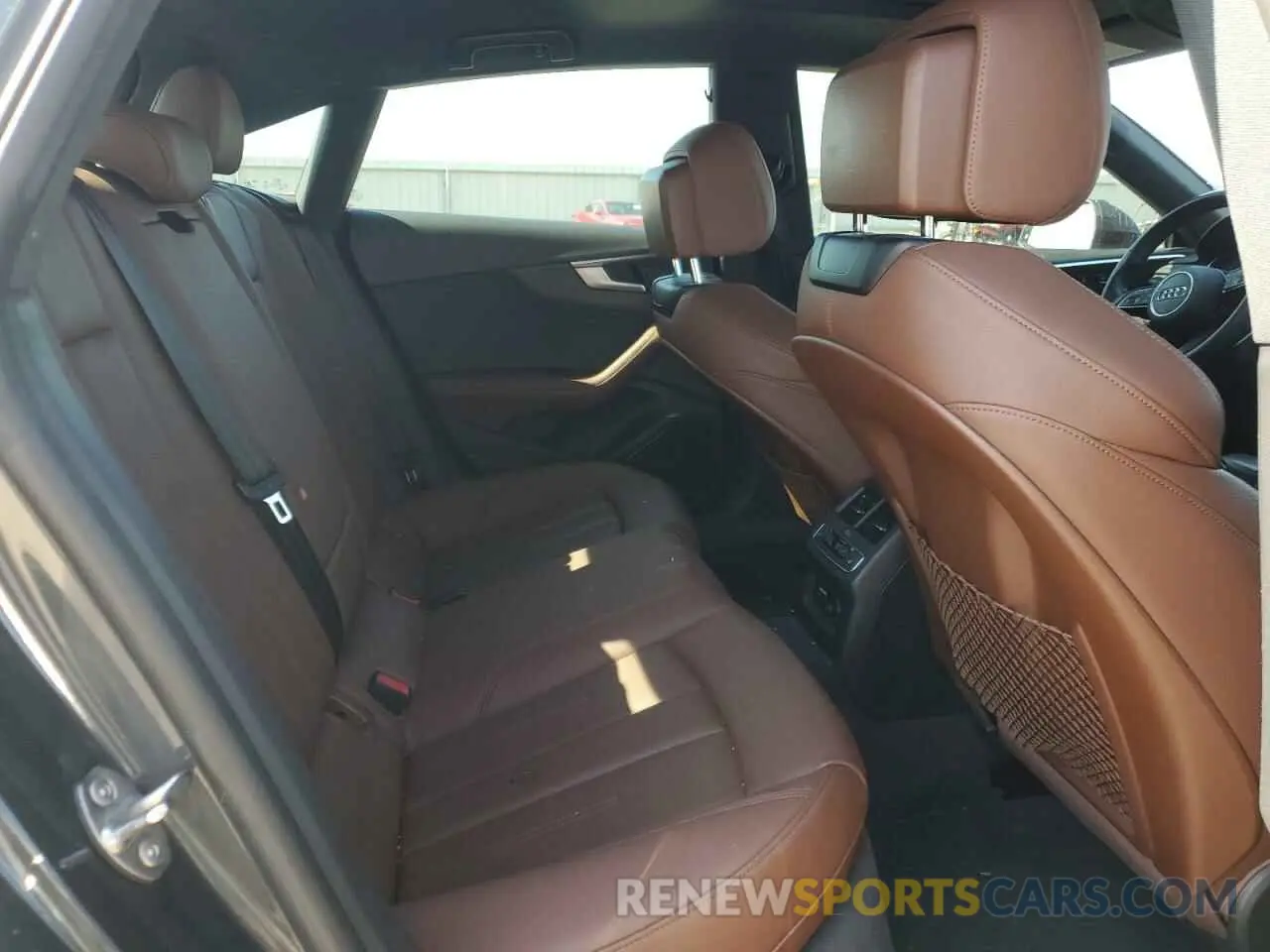 10 Photograph of a damaged car WAUENCF57KA025046 AUDI A5 2019