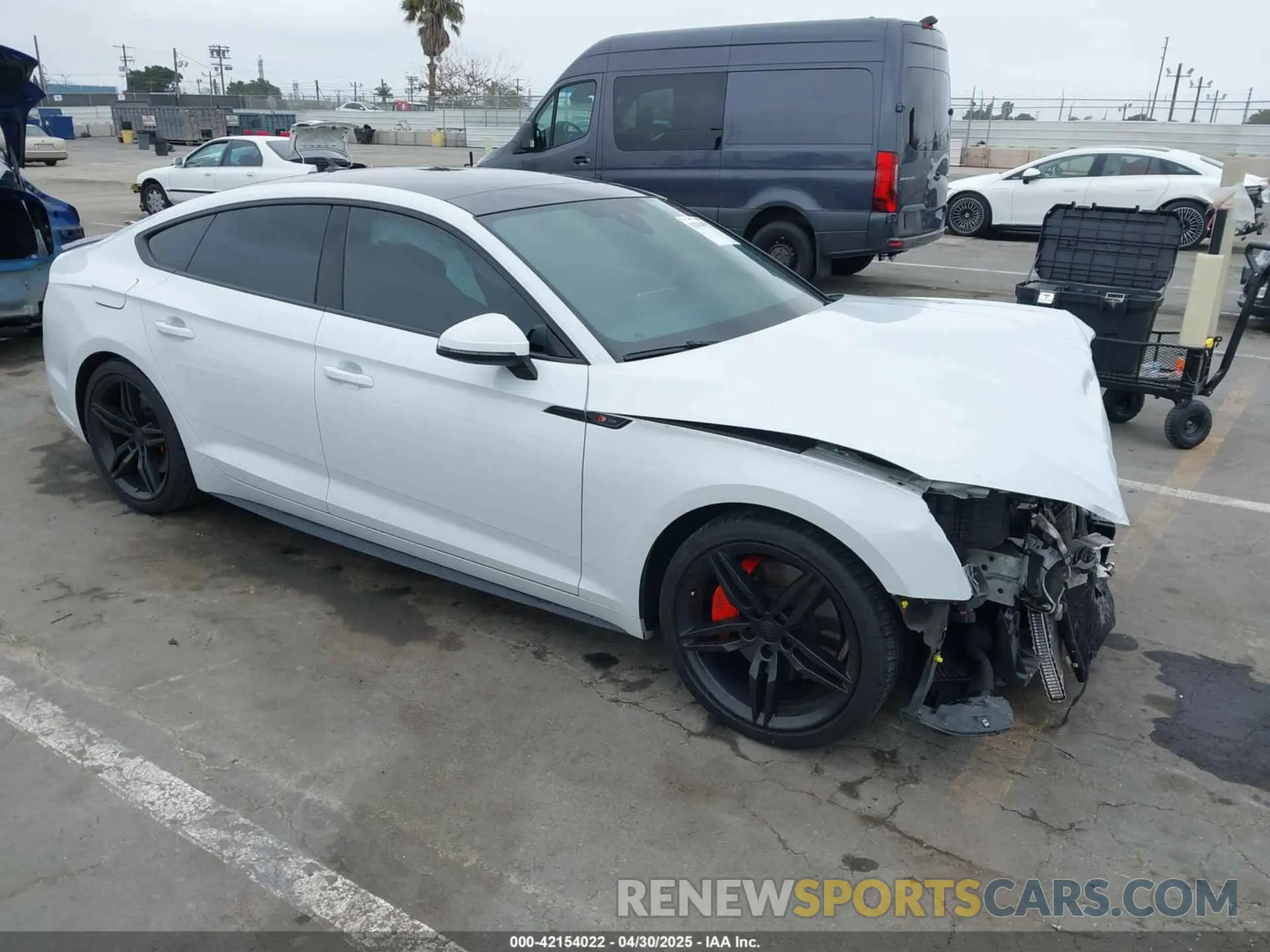 1 Photograph of a damaged car WAUENCF57KA077101 AUDI A5 2019