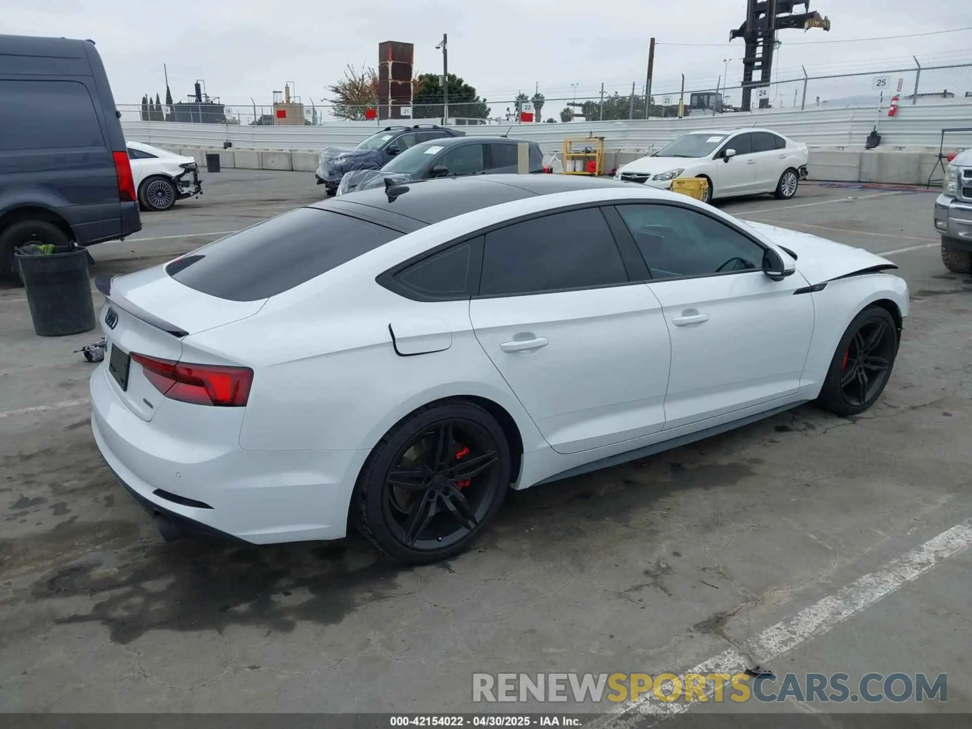 4 Photograph of a damaged car WAUENCF57KA077101 AUDI A5 2019