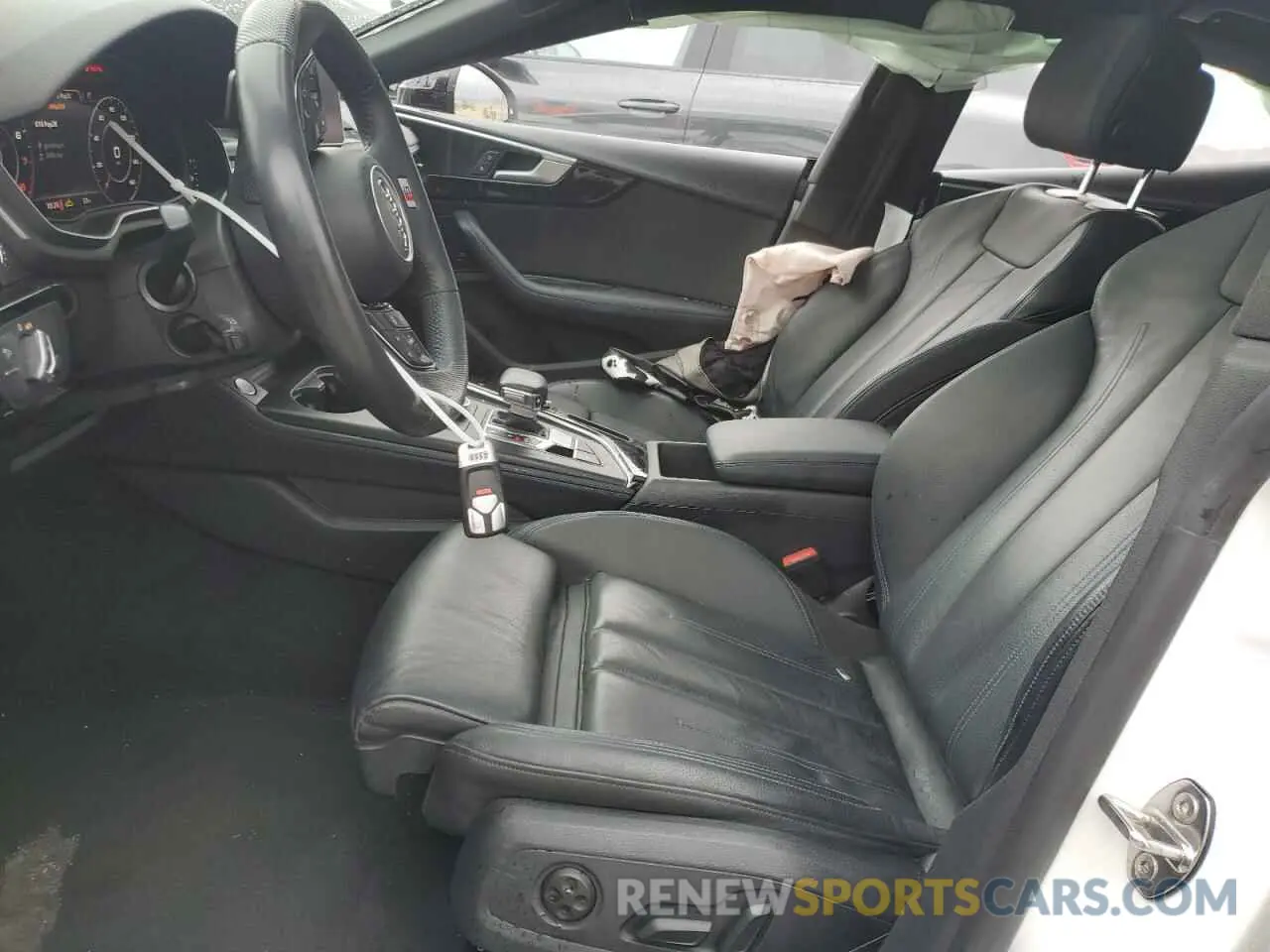 7 Photograph of a damaged car WAUENCF57KA082069 AUDI A5 2019