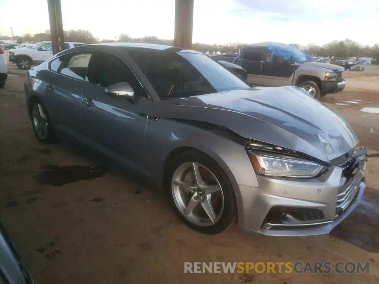 4 Photograph of a damaged car WAUFNDF55KA039070 AUDI A5 2019