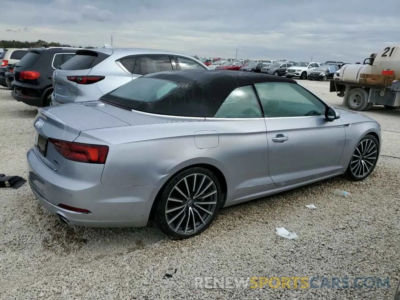 3 Photograph of a damaged car WAUYNGF50KN001622 AUDI A5 2019