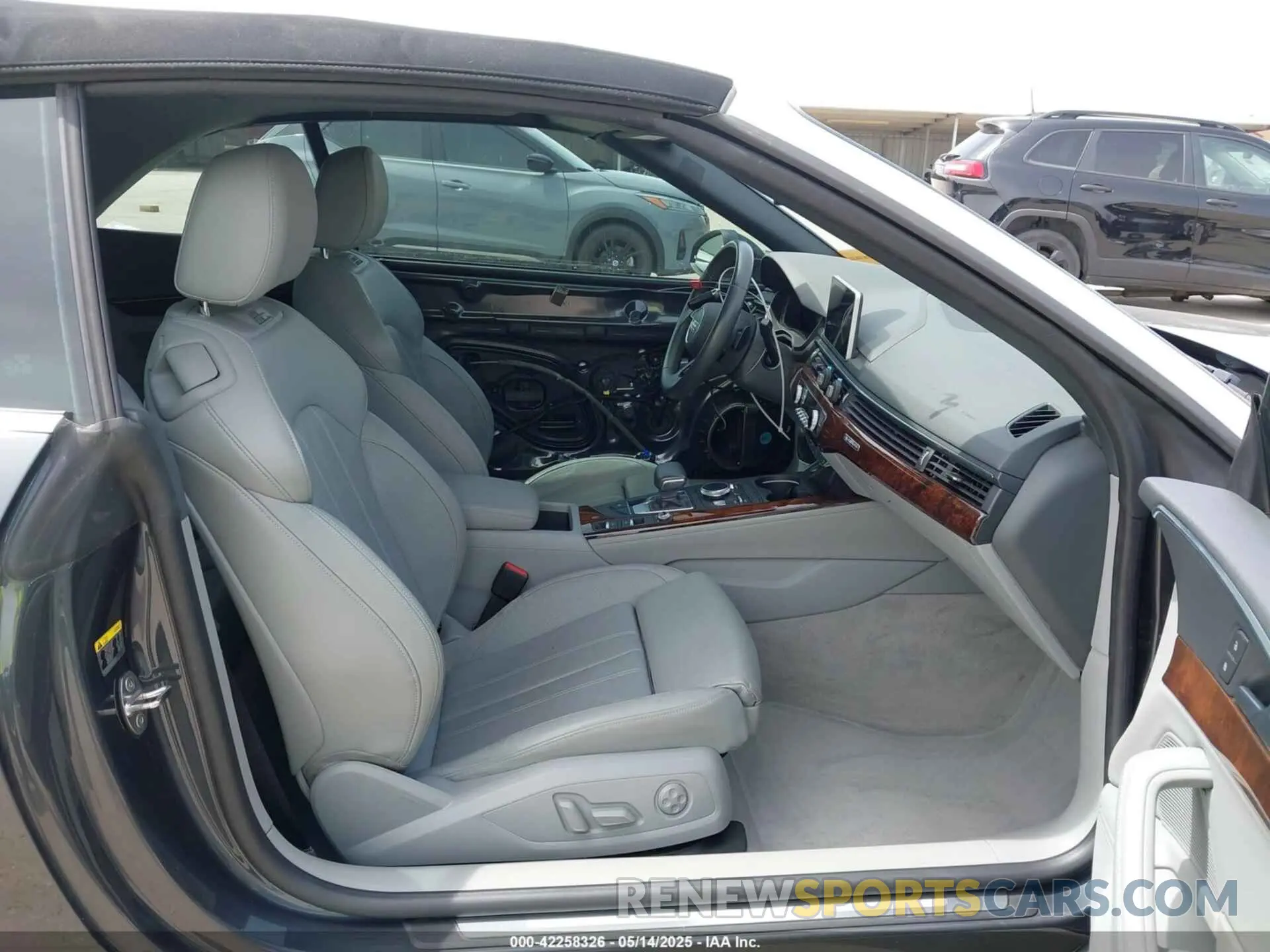 5 Photograph of a damaged car WAUYNGF50KN001829 AUDI A5 2019