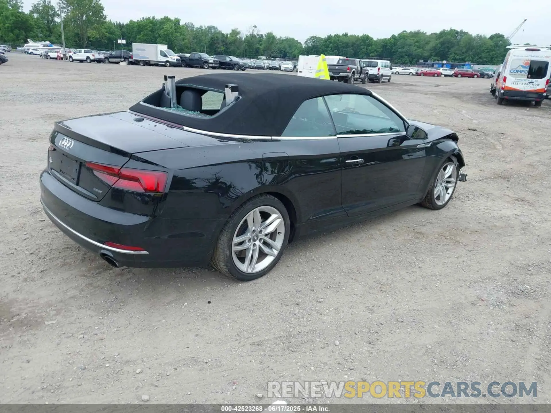 4 Photograph of a damaged car WAUYNGF51KN010099 AUDI A5 2019