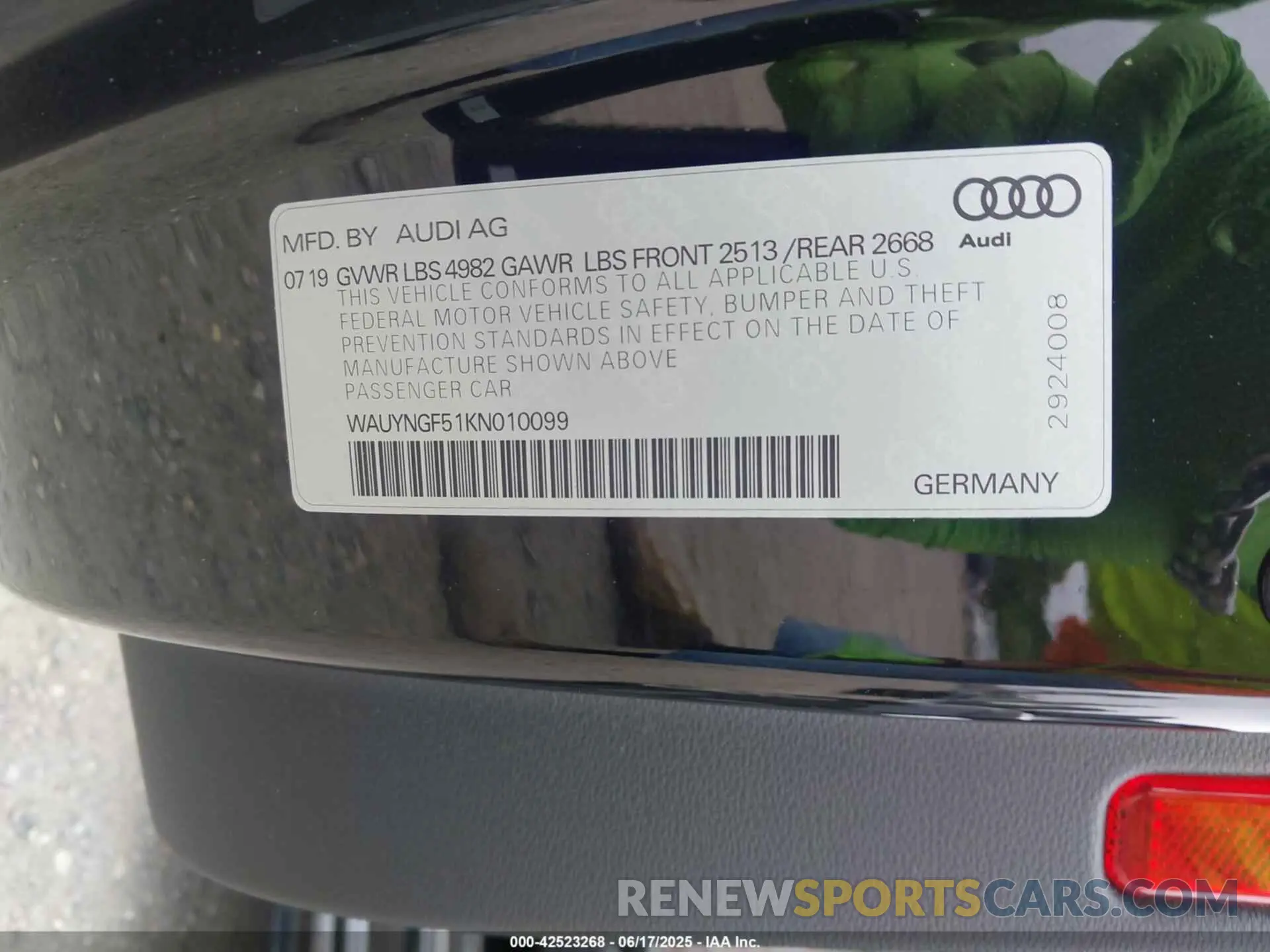 8 Photograph of a damaged car WAUYNGF51KN010099 AUDI A5 2019