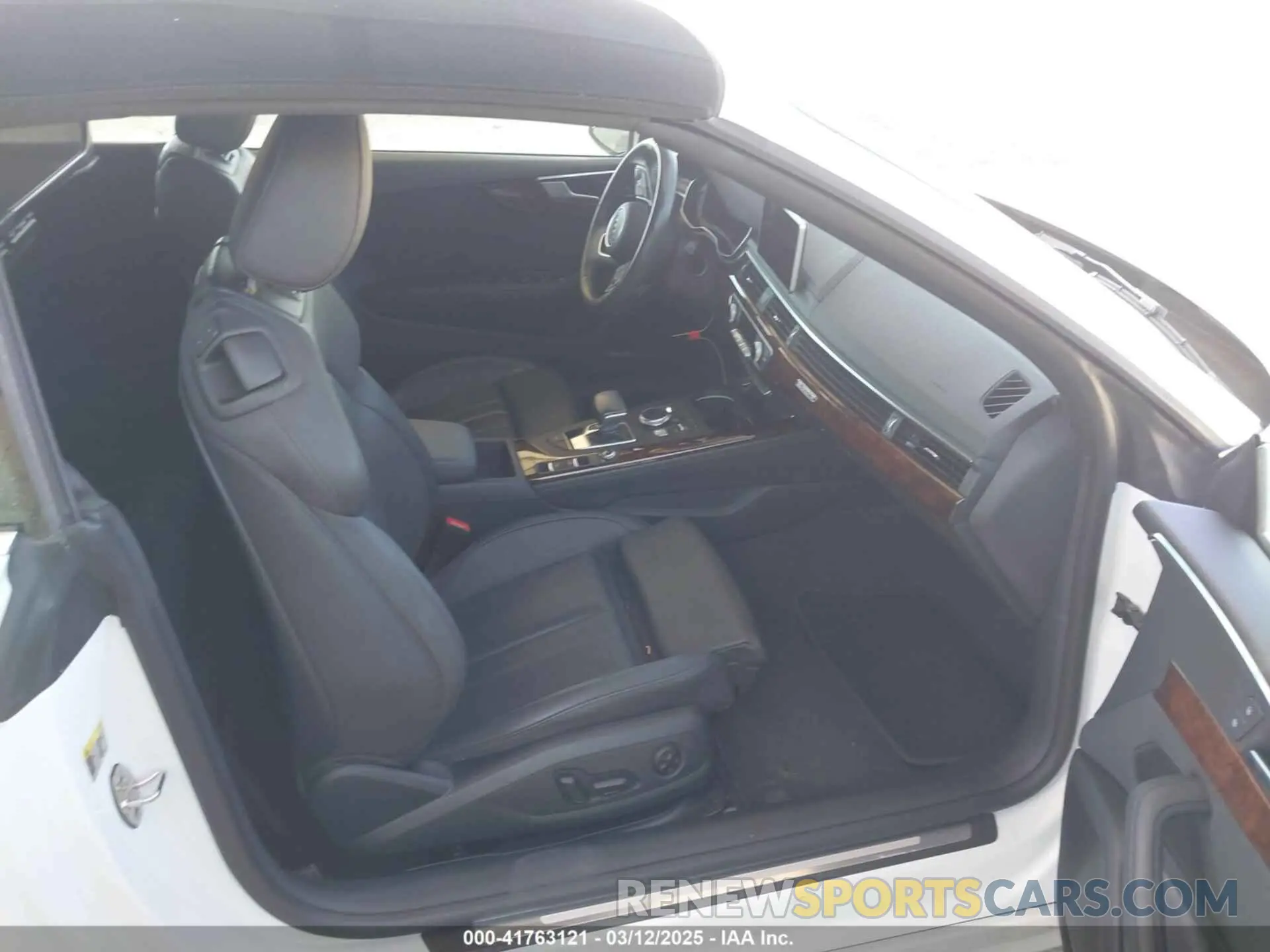 5 Photograph of a damaged car WAUYNGF5XKN011462 AUDI A5 2019