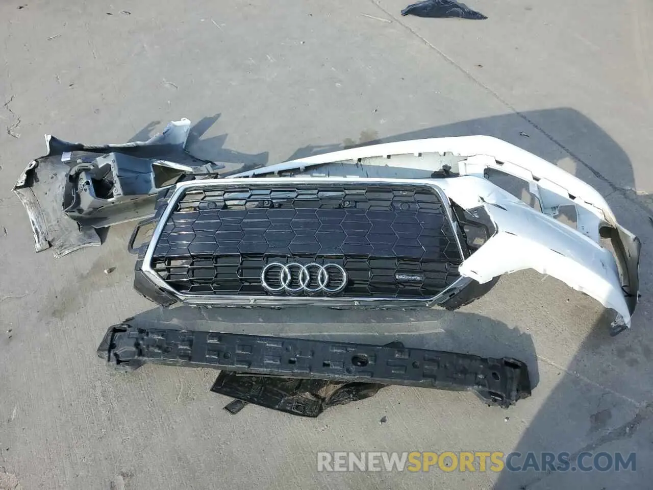 12 Photograph of a damaged car WAUANCF51LA006007 AUDI A5 2020
