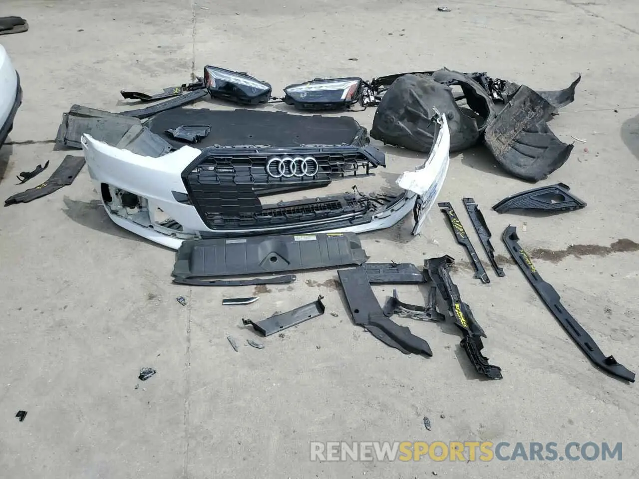 14 Photograph of a damaged car WAUCNCF53LA001464 AUDI A5 2020