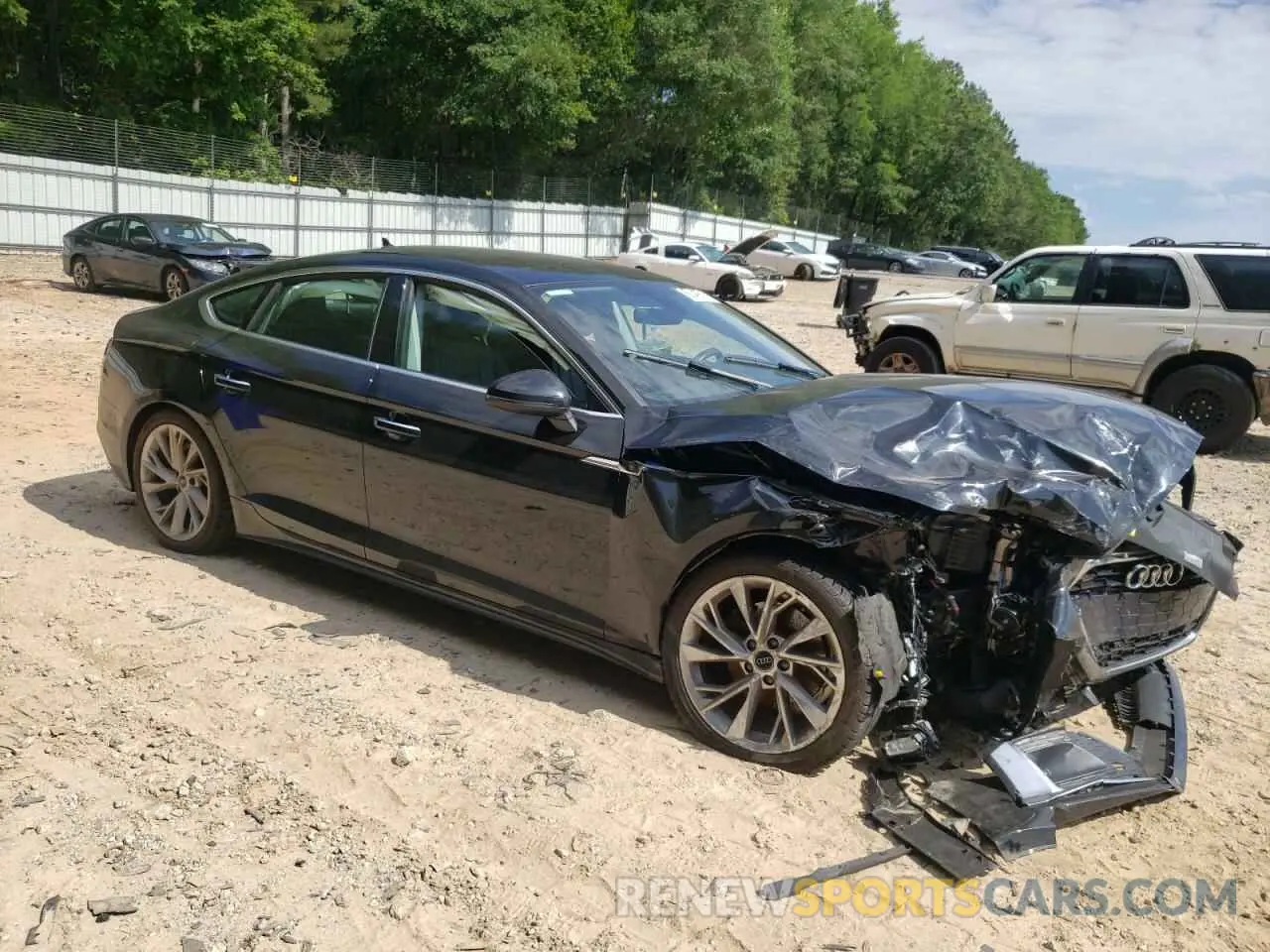 4 Photograph of a damaged car WAUABCF57MA062933 AUDI A5 2021